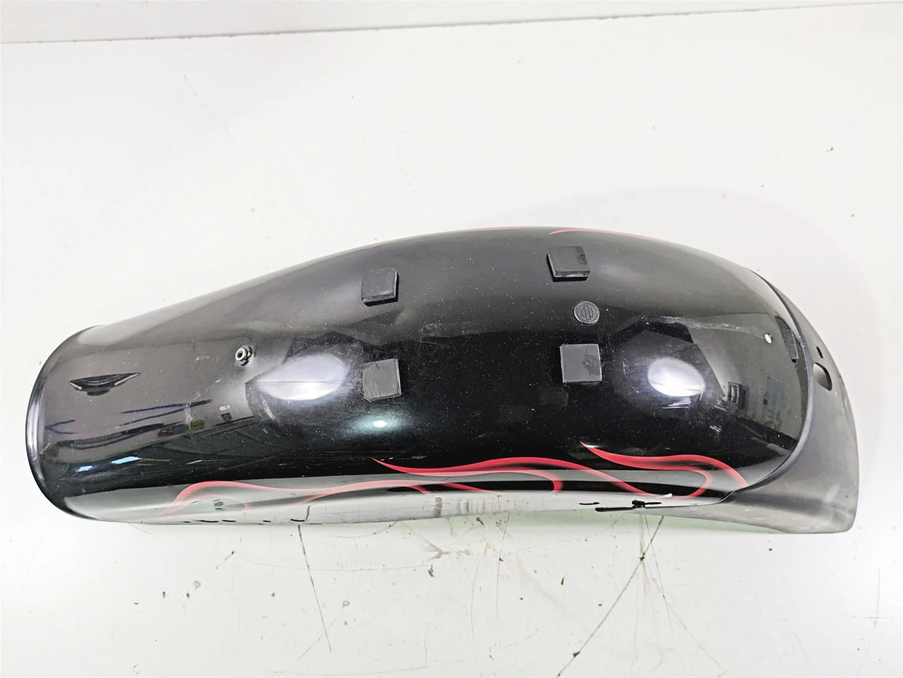 2007 Harley FXDWG Dyna Wide Glide Rear Fender Red Flames 59925-06 - Image 5