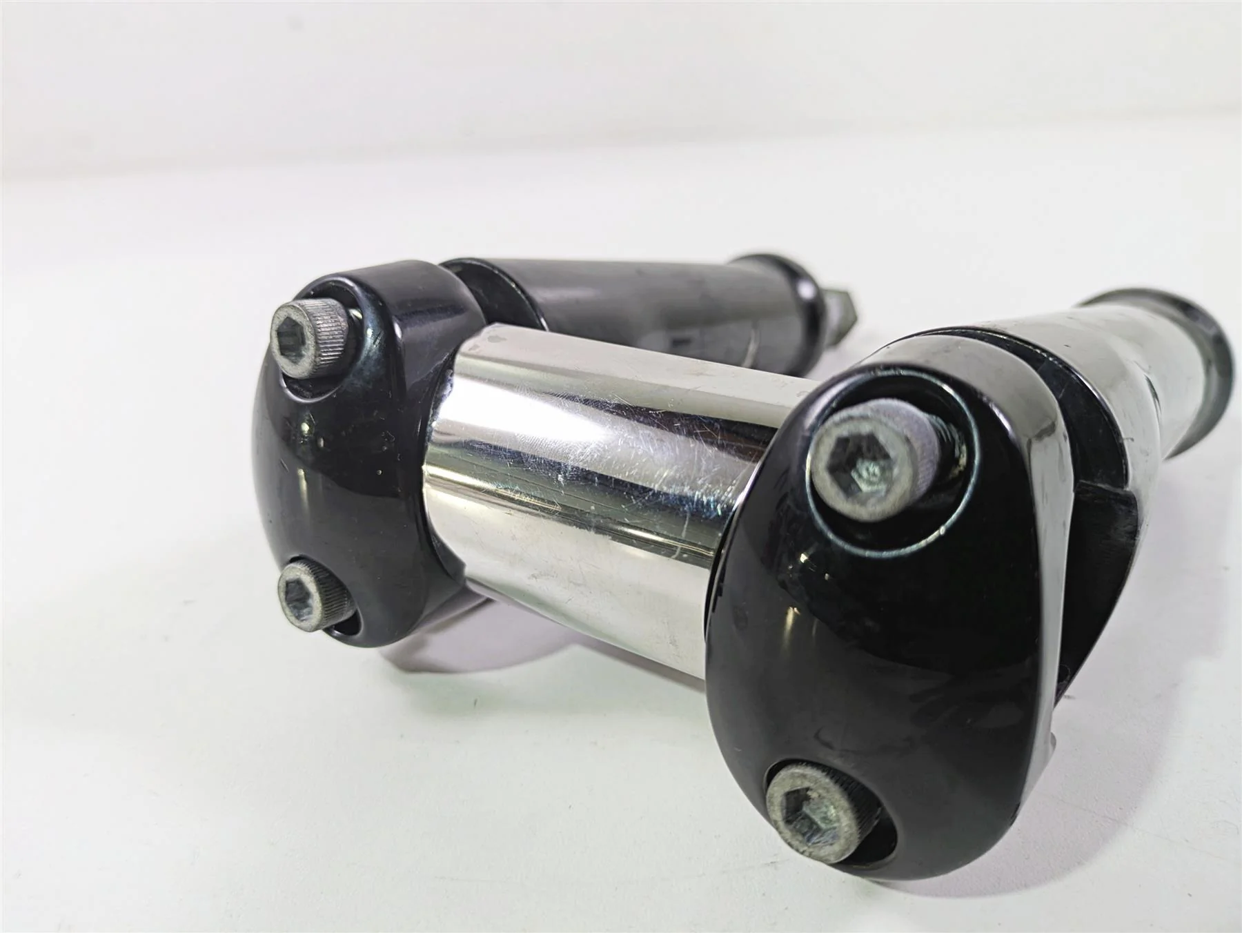 2007 Harley Sportster XL1200 C Handlebar Riser Set 56898-08 - Image 12