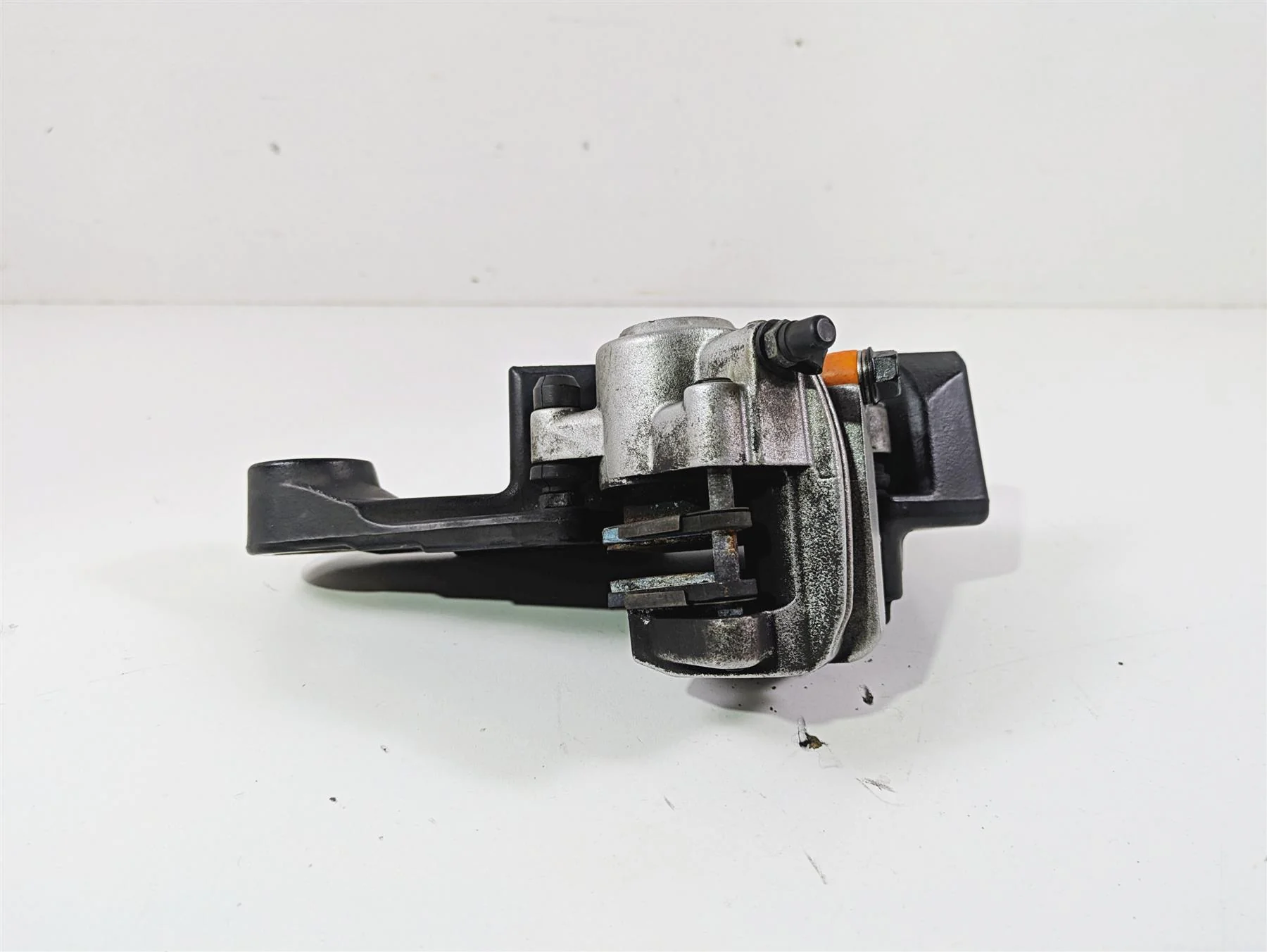 2007 Harley Sportster XL1200 C Rear Brake Caliper & Mount 42029-07 - Image 4