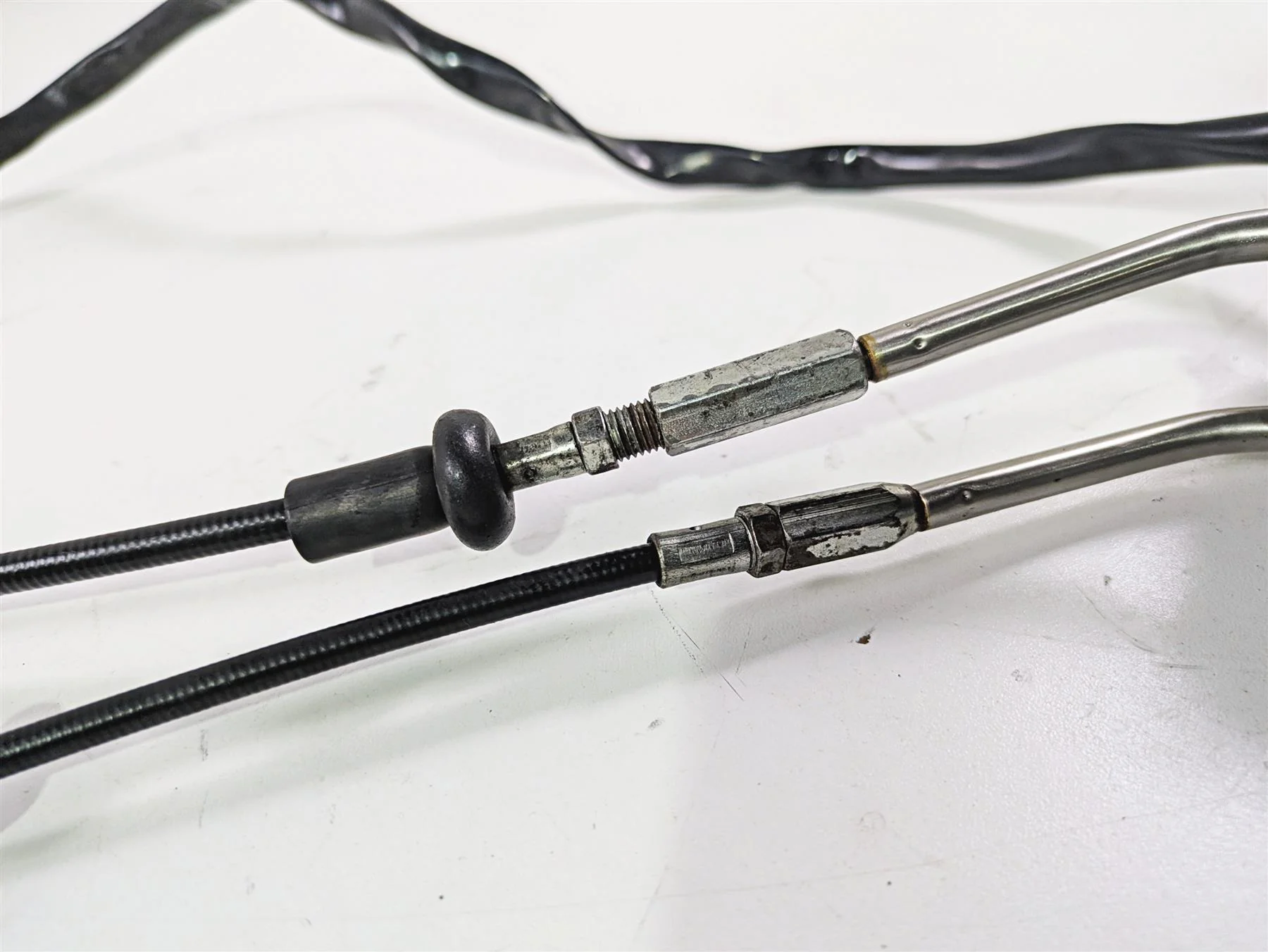 2007 Harley Sportster XL1200 C Right Hand Control Switch Grip Set 71684-06A - Image 9
