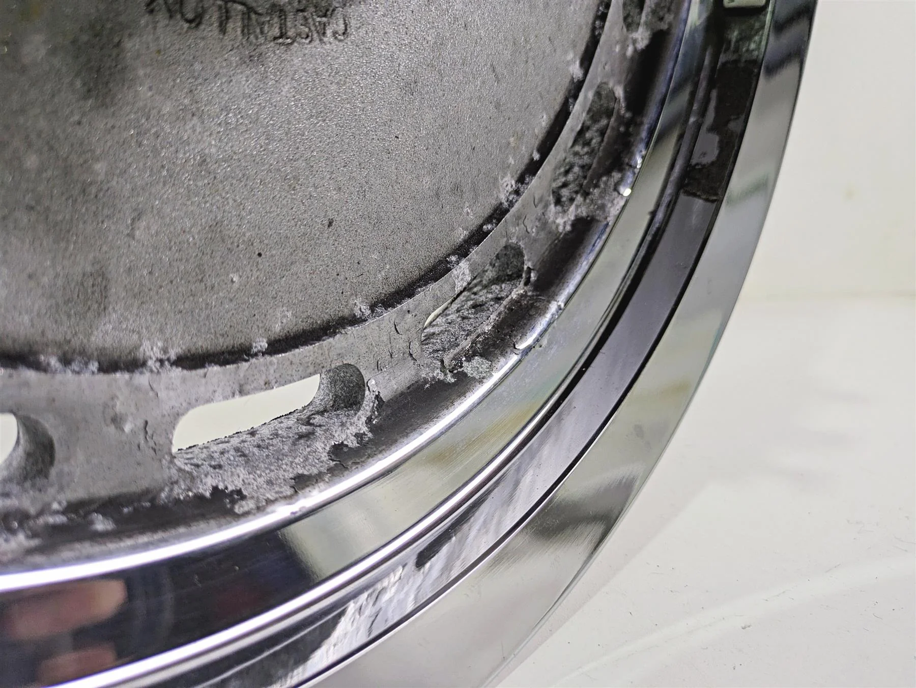2007 Harley Sportster XL1200 C Straight 16x3 Rear Wheel Cast Rim -Read 41013-00A - Image 9