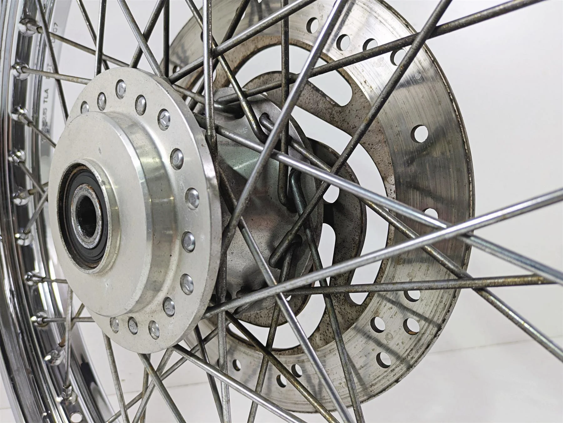 2007 Harley Sportster XL1200 C Straight 21x2.15 Front Wheel Spoke Rim 43557-05A - Image 5