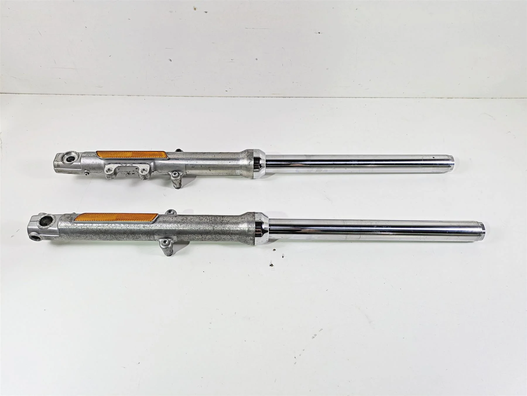 2007 Harley Sportster XL1200 C Straight Front Fork Leg Set 45900-04 45901-04