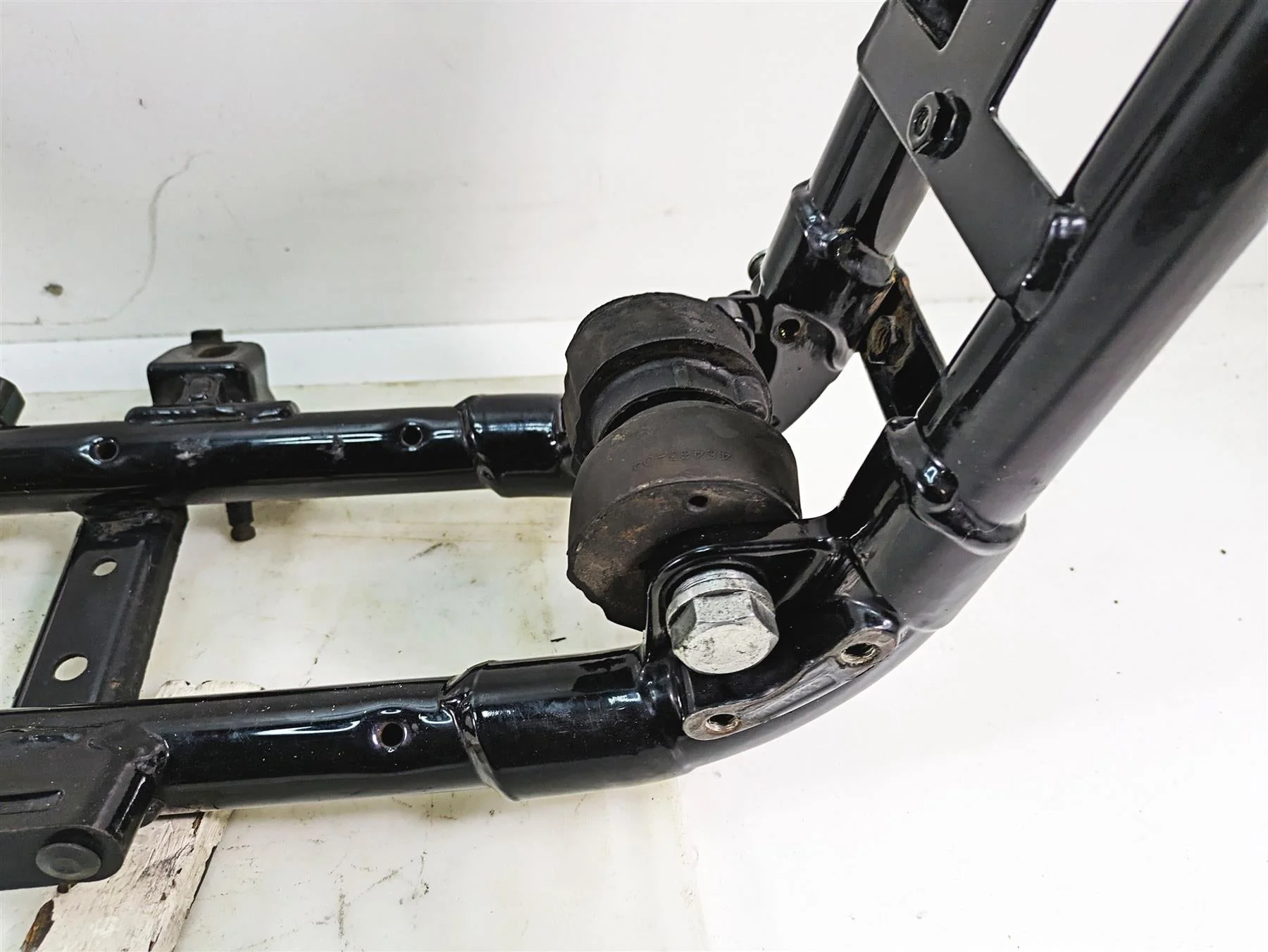 2007 Harley Sportster XL1200 C Straight Main Frame Chassis & Swingarm With Clear Texas Title 48878-04 - Image 4