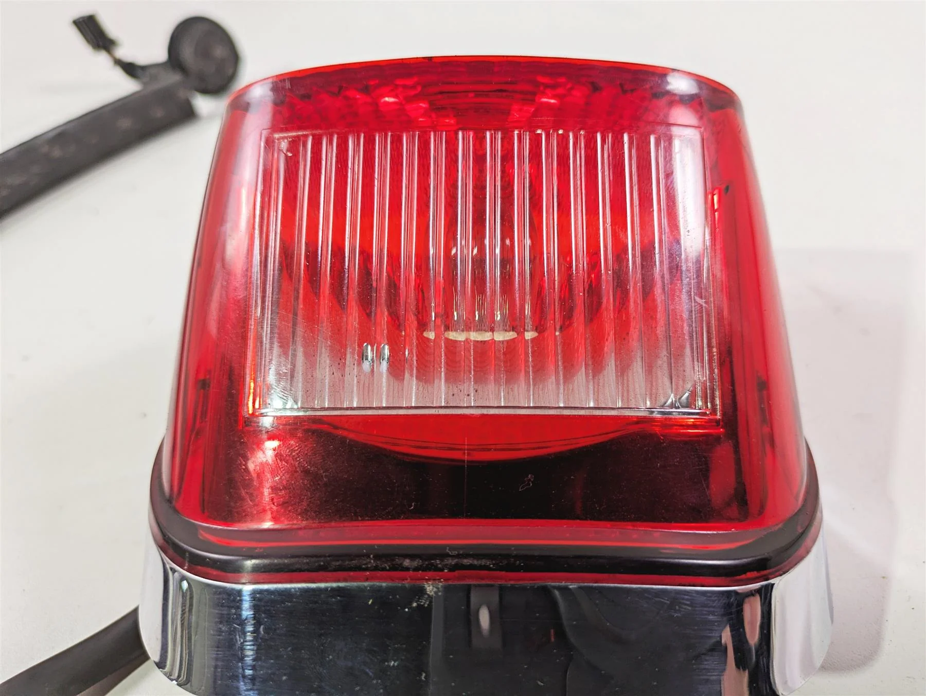 2007 Harley Sportster XL1200 C Taillight Tail Light & Wiring 68140-04 68066-99A - Image 12
