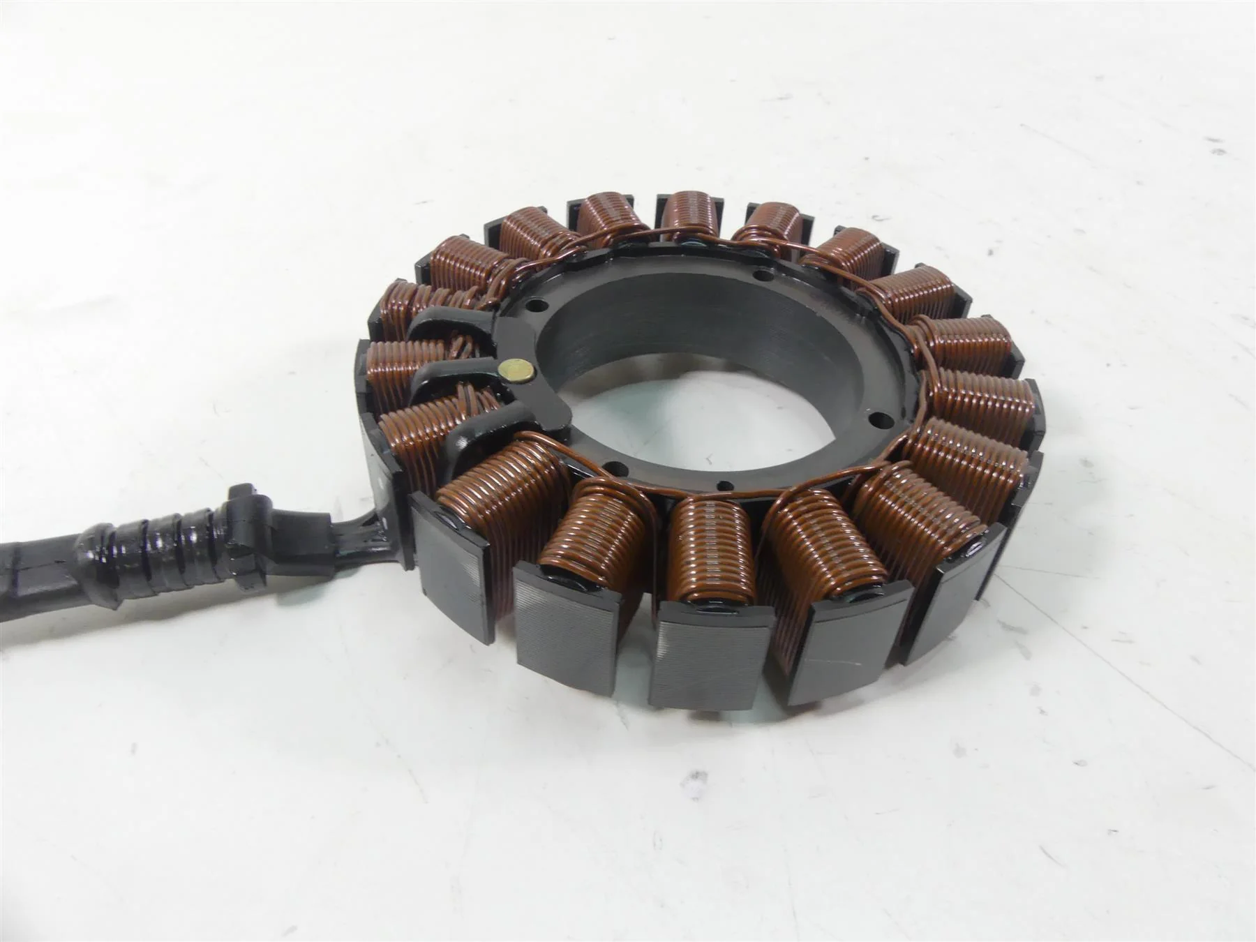 2007 Harley Touring FLHR SE CVO Road King Alternator Generator - 50A 29987-06D - Image 3