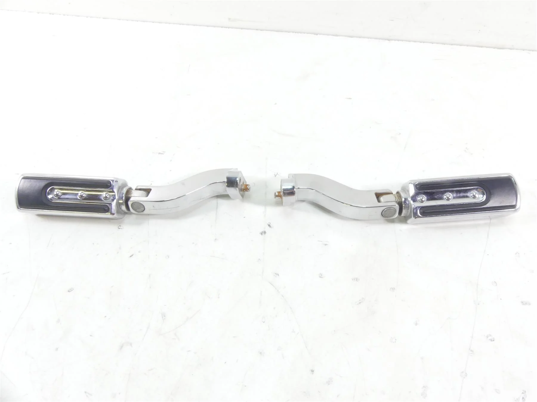 2007 Harley Touring FLHR SE CVO Road King Front Floor Boards + Pedals 50812-07 - Image 6