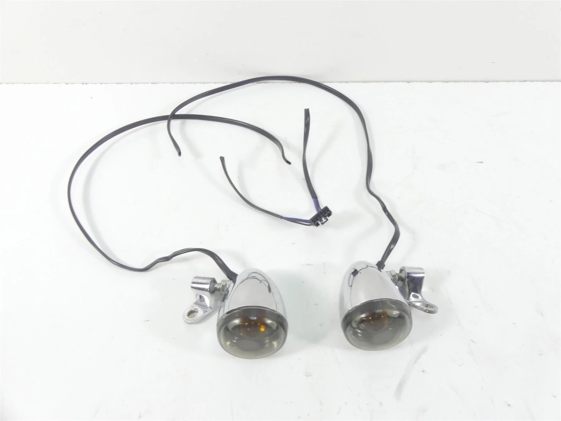 2007 Harley Touring FLHR SE CVO Road King Front Turn Signal Set - Read 68614-03