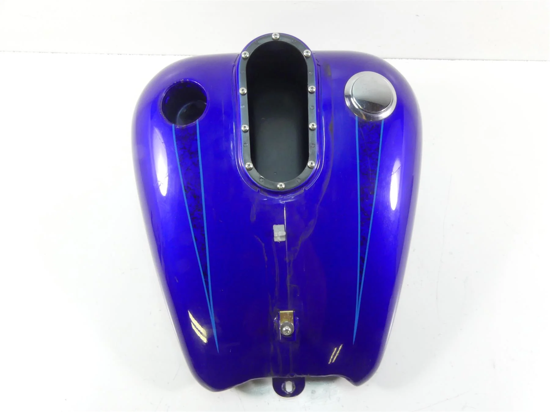 2007 Harley Touring FLHR SE CVO Road King Fuel Gas Tank - No Dents 61387-07 - Image 5