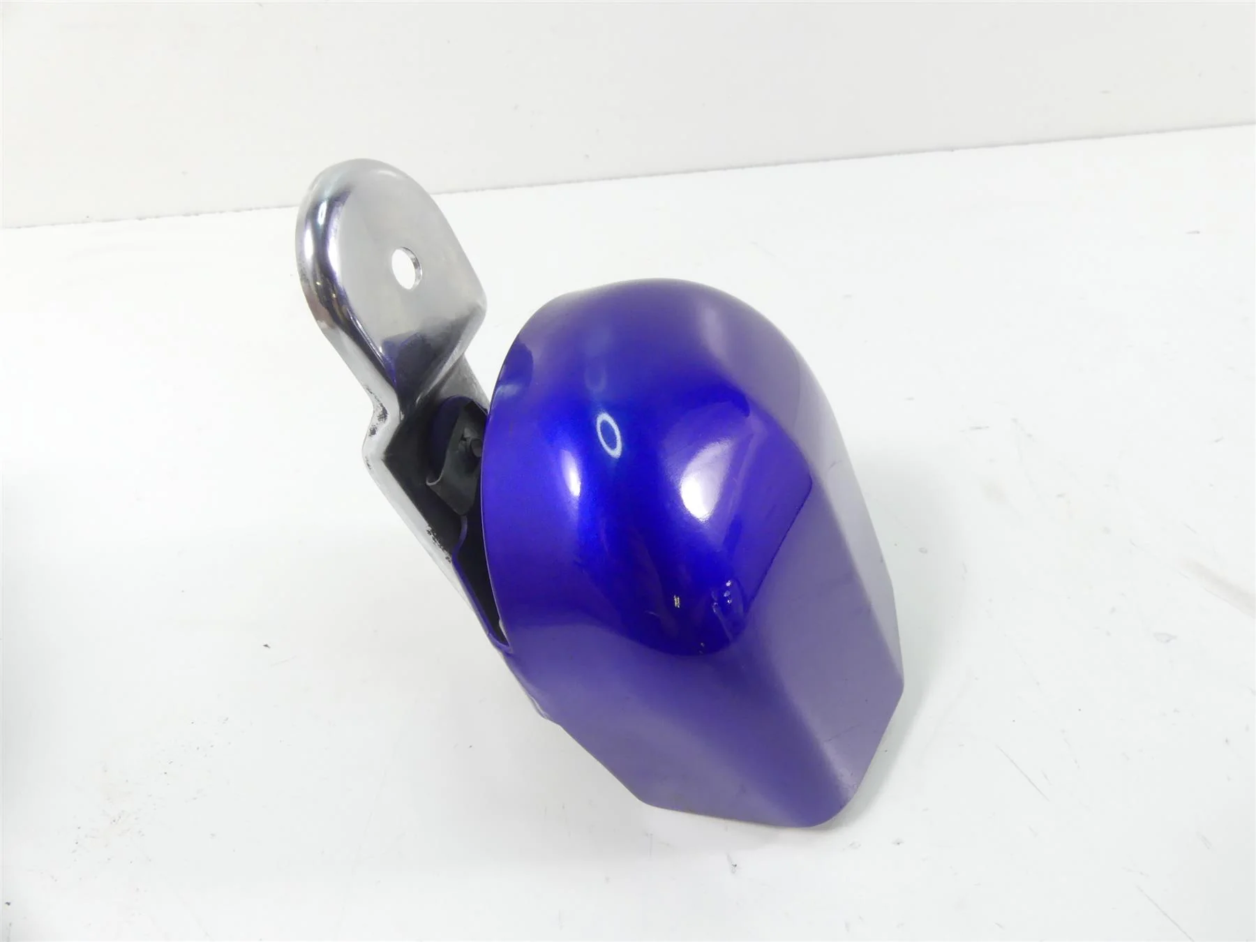 2007 Harley Touring FLHR SE CVO Road King Horn With Cover 61300478A - Image 3