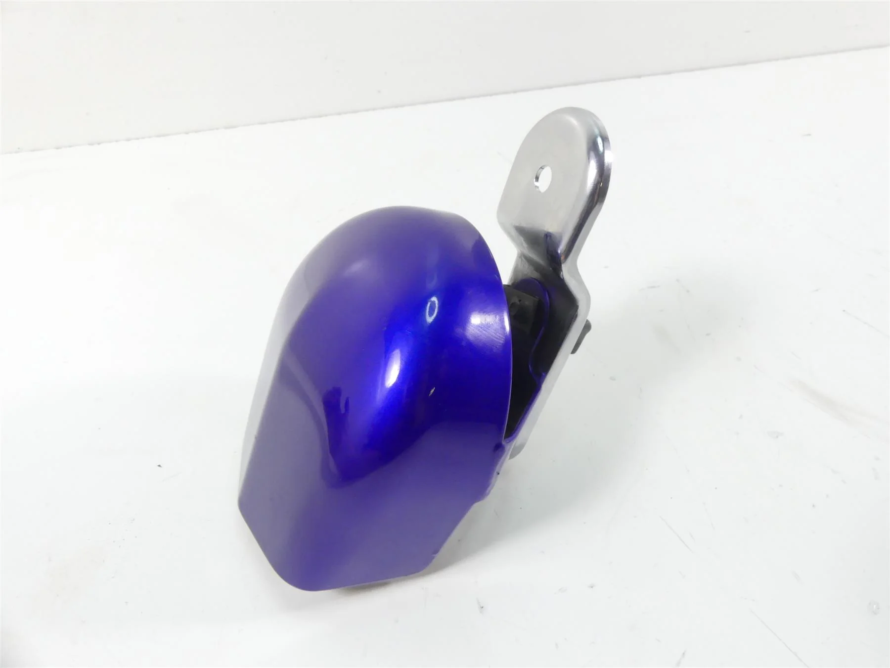 2007 Harley Touring FLHR SE CVO Road King Horn With Cover 61300478A - Image 4
