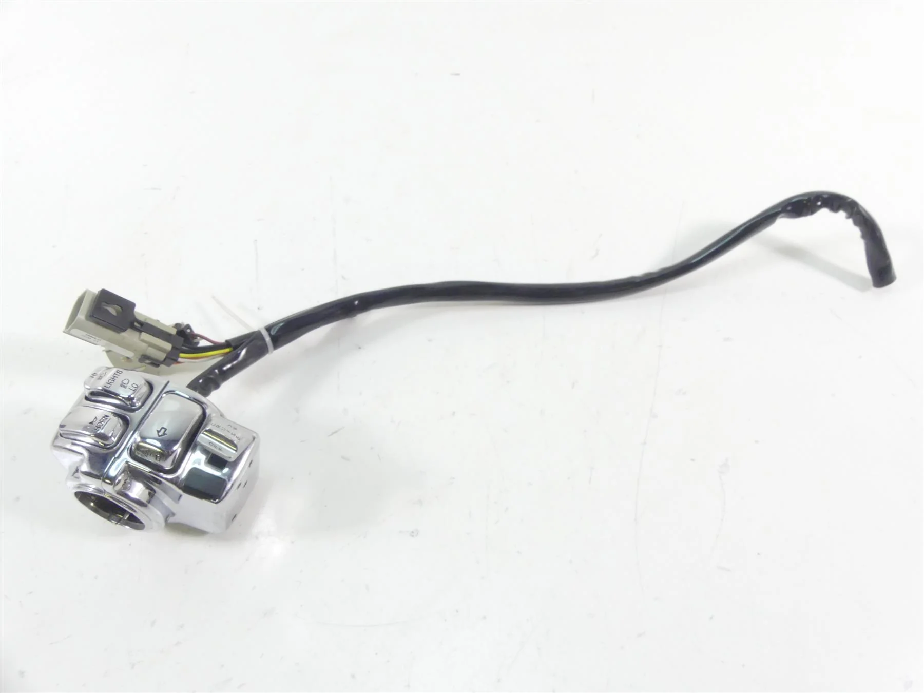 2007 Harley Touring FLHR SE CVO Road King Left Cruise Control Switch 71682-06A