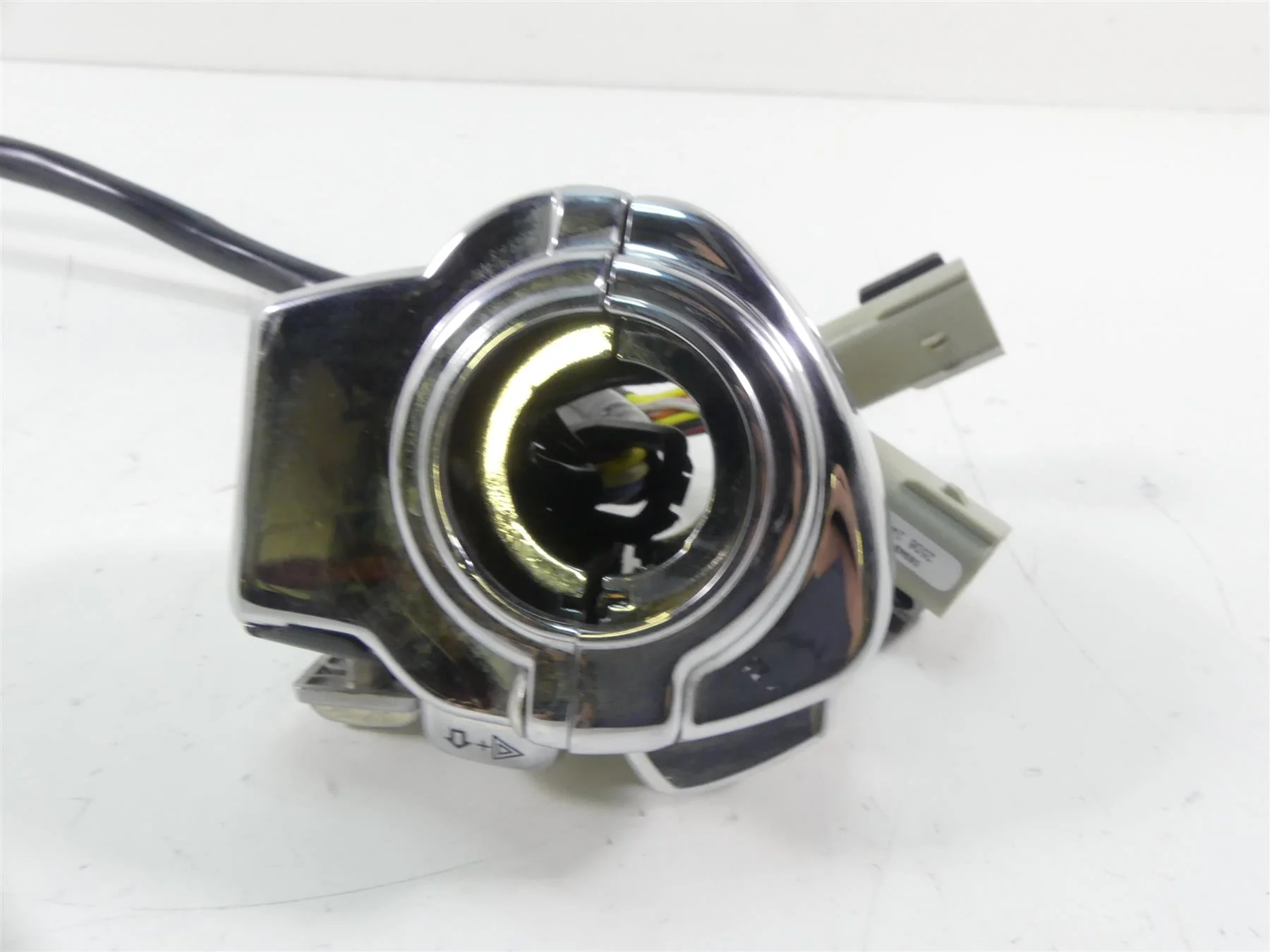 2007 Harley Touring FLHR SE CVO Road King Left Cruise Control Switch 71682-06A - Image 5