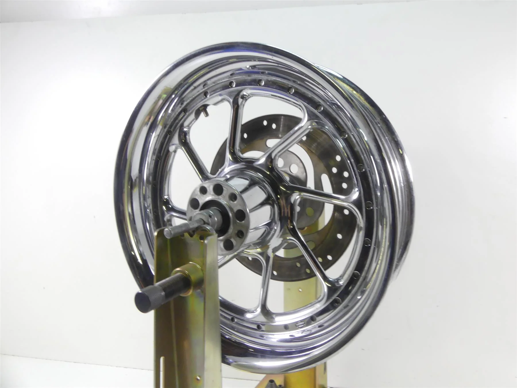 2007 Harley Touring FLHR SE CVO Road King Rear Chrome Wheel 17x4.5 42082-07