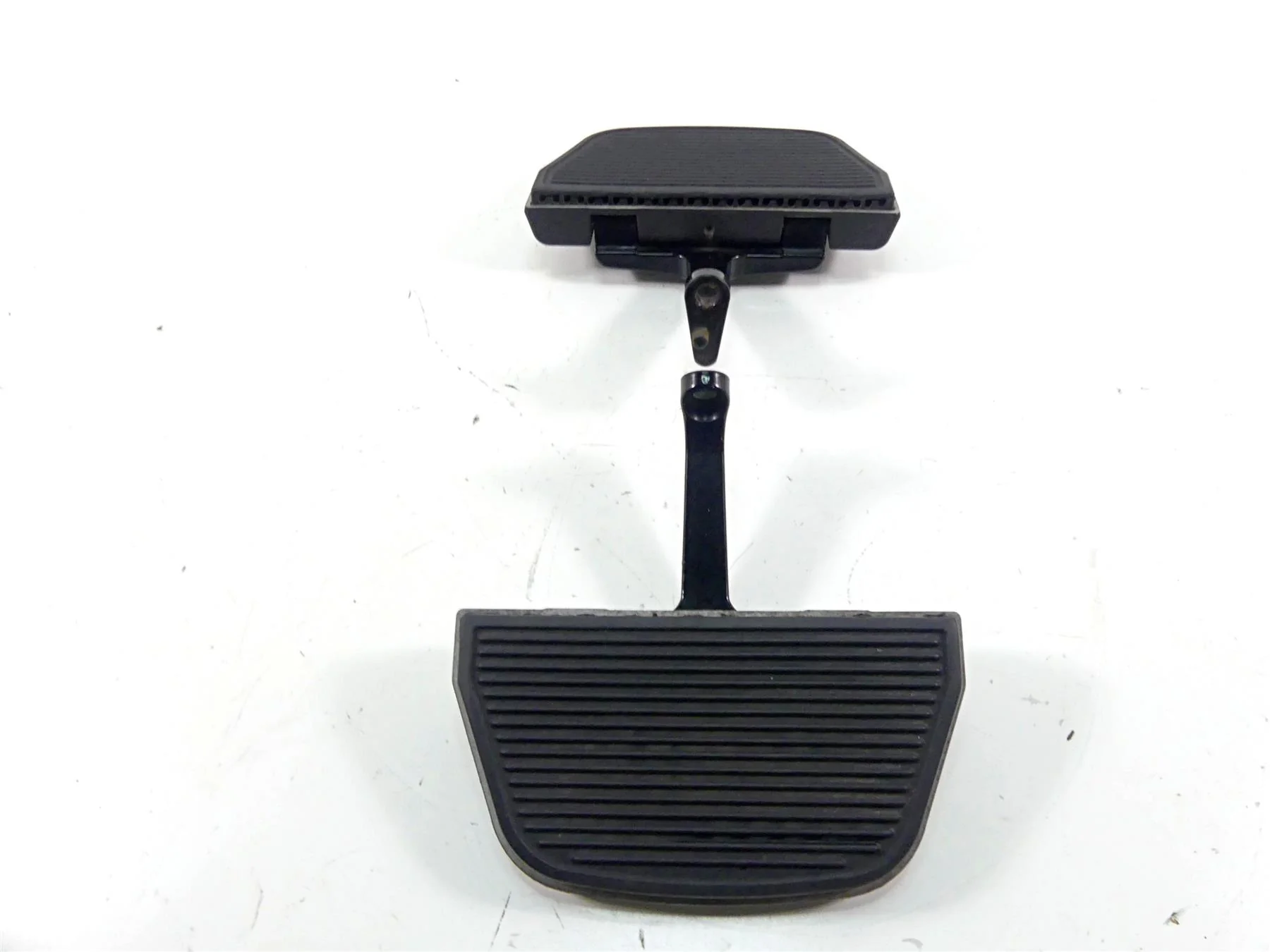 2007 Harley Touring FLHRC Road King Rear Passenger Floor Board Set 52719-93B - Image 4