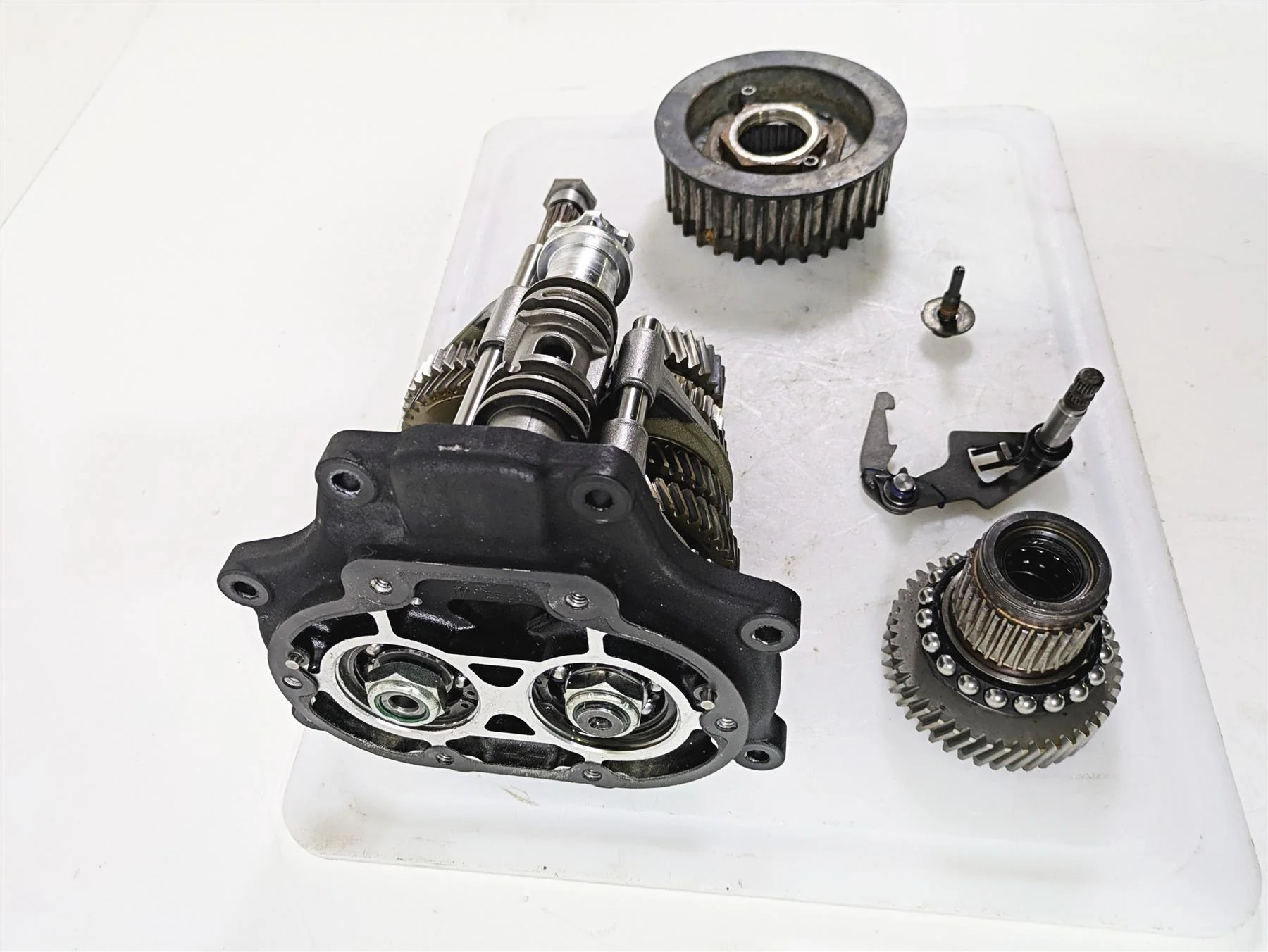 2007 Harley Touring FLHRSE CVO Road King 6-Sp Transmission Gears Set 35467-06C - Image 2
