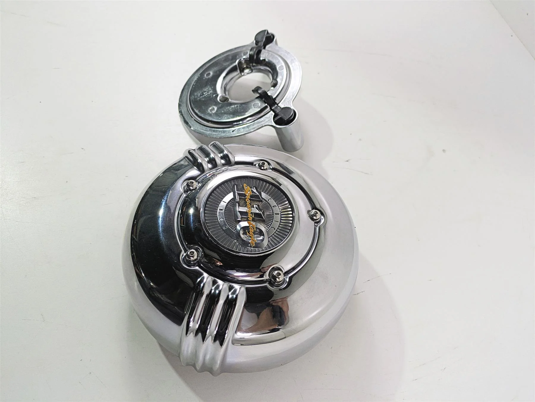 2007 Harley Touring FLHRSE CVO Road King Air Cleaner Breather Filter 29478-05A - Image 3