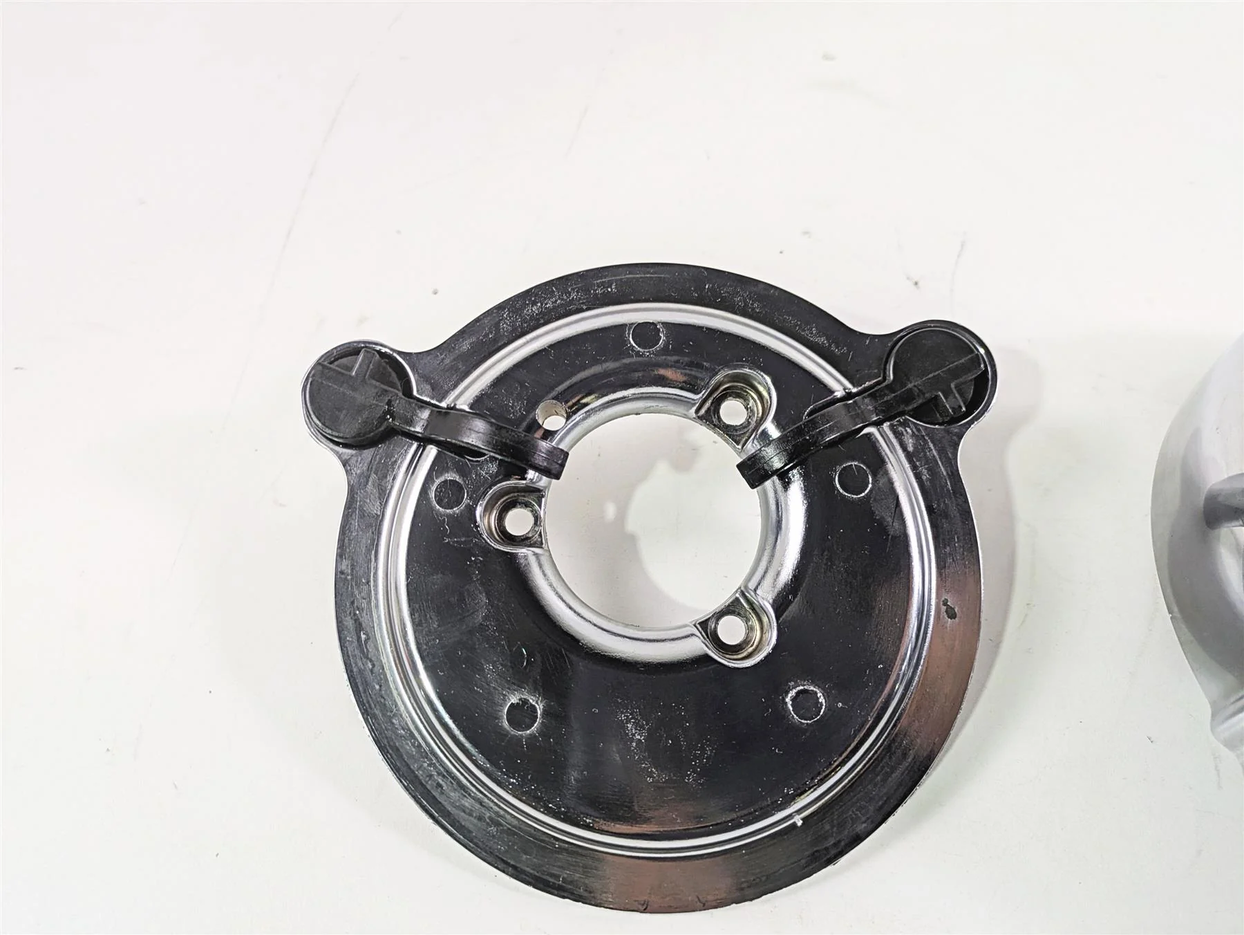 2007 Harley Touring FLHRSE CVO Road King Air Cleaner Breather Filter 29478-05A - Image 6