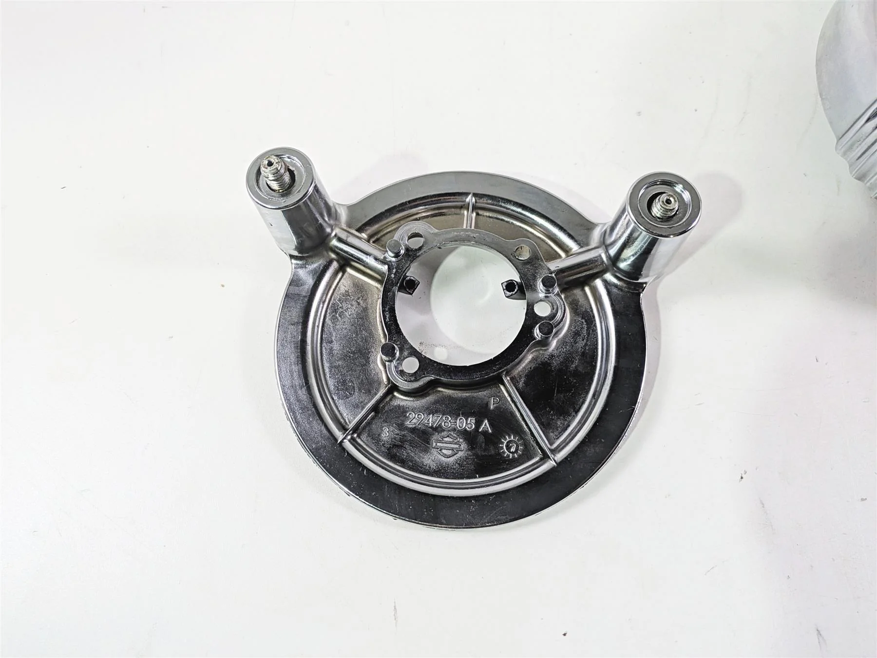 2007 Harley Touring FLHRSE CVO Road King Air Cleaner Breather Filter 29478-05A - Image 7