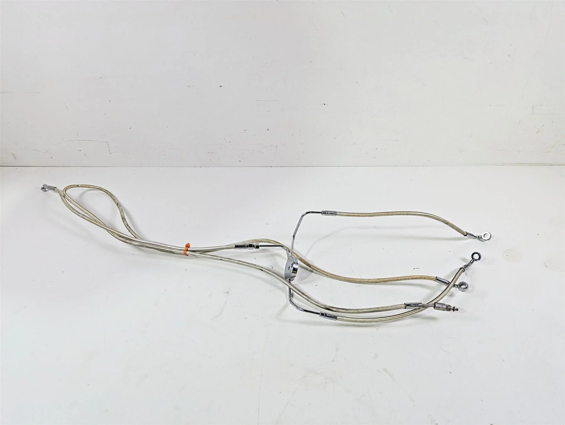 2007 Harley Touring FLHRSE CVO Road King Brake & Clutch Line Hose Set 38797-07A - Image 8
