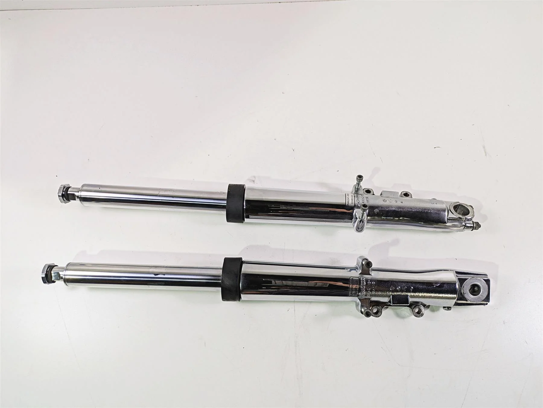 2007 Harley Touring FLHRSE CVO Road King Chrome Front Fork Leg Set 41mm 46240-02 - Image 4