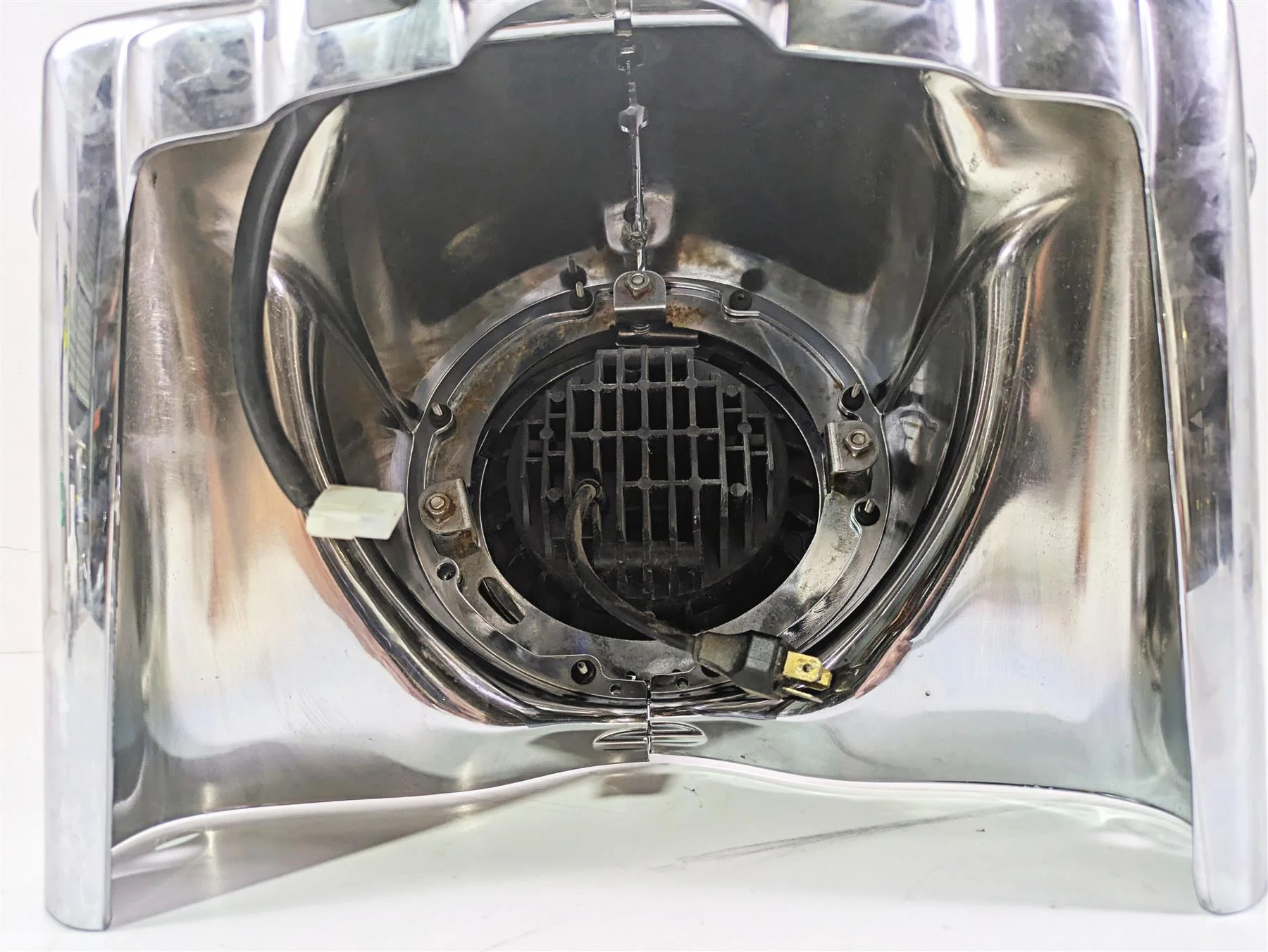 2007 Harley Touring FLHRSE CVO Road King Chrome Nacelle Headlight Set 67674-03 - Image 10