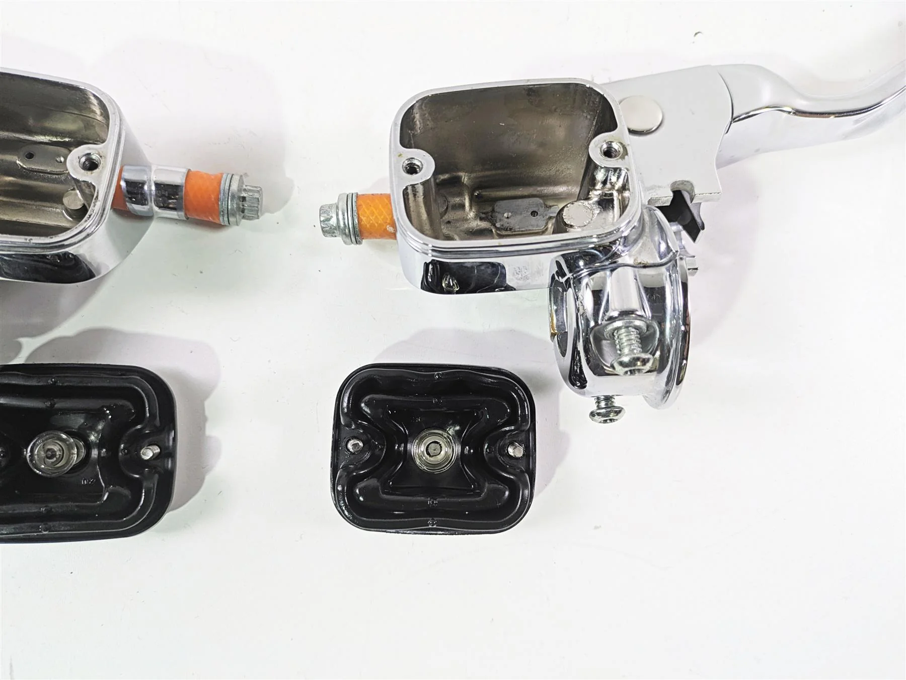 2007 Harley Touring FLHRSE CVO Road King Front Brake Clutch Master Set 41700740 - Image 11