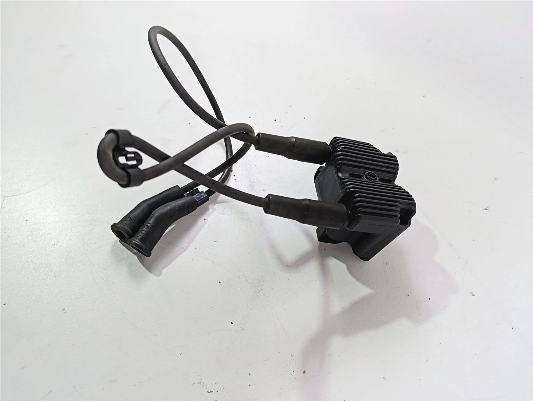 2007 Harley Touring FLHRSE CVO Road King Ignition Coil + Plugs Set 31743-01 - Image 3