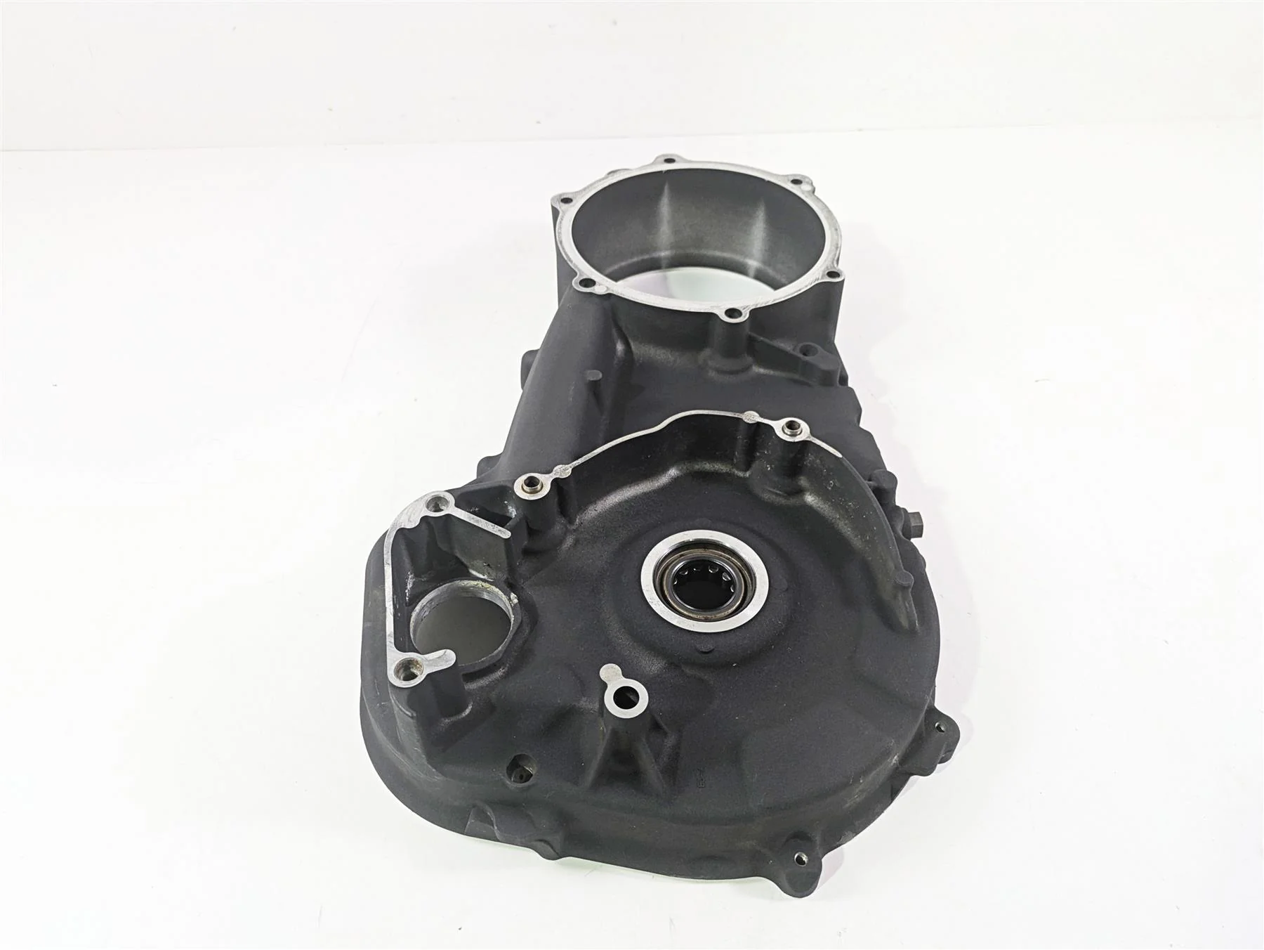 2007 Harley Touring FLHRSE CVO Road King Inner Primary Clutch Cover 60677-07 - Image 4