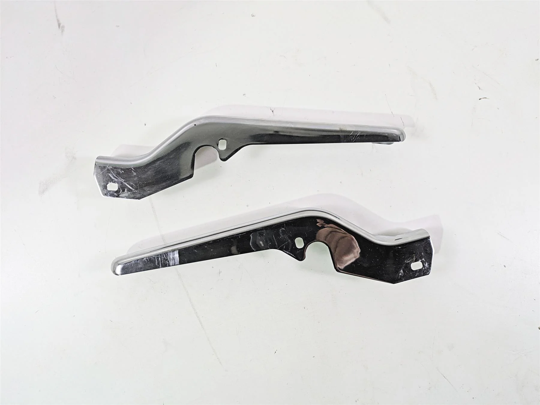 2007 Harley Touring FLHRSE CVO Road King Rear Frame Chrome Struts 47558-07