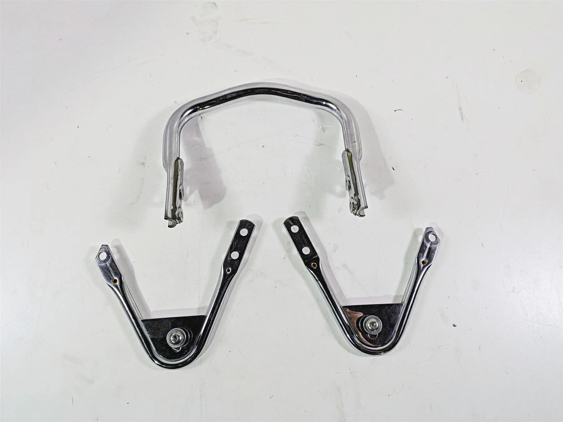 2007 Harley Touring FLHRSE CVO Road King Rear Luggage Rack + Mounts 53956-07 - Image 4