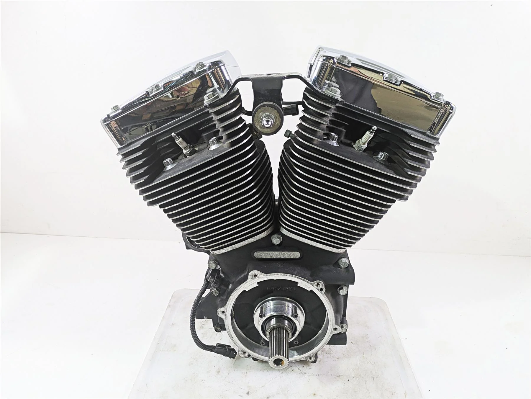 2007 Harley Touring FLHRSE CVO Road King Runnin 110 SE Engine - 50k Vid 16200277 - Image 3