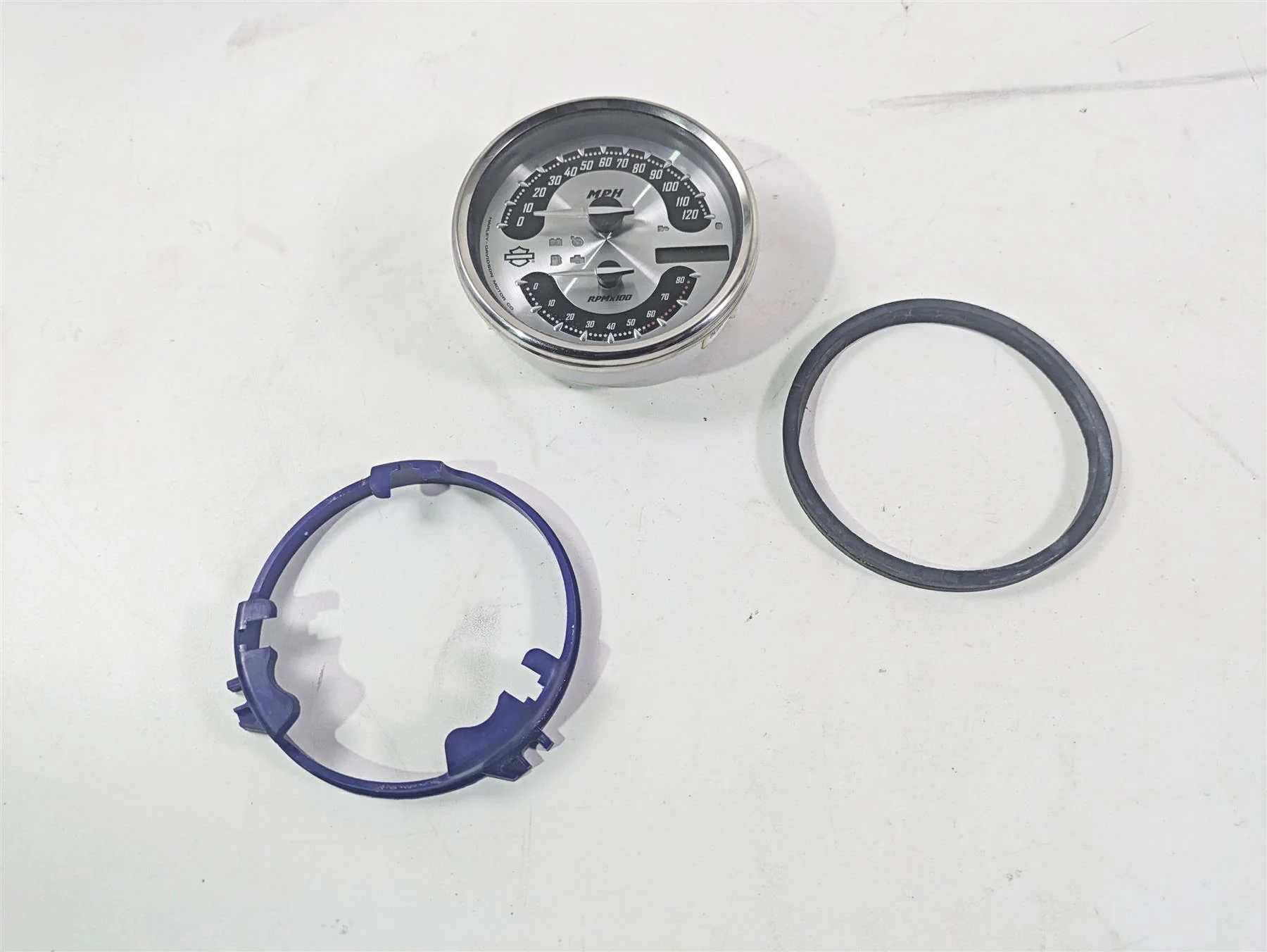 2007 Harley Touring FLHRSE CVO Road King Speedo Gauge Instrument 50k 74718-07 - Image 12
