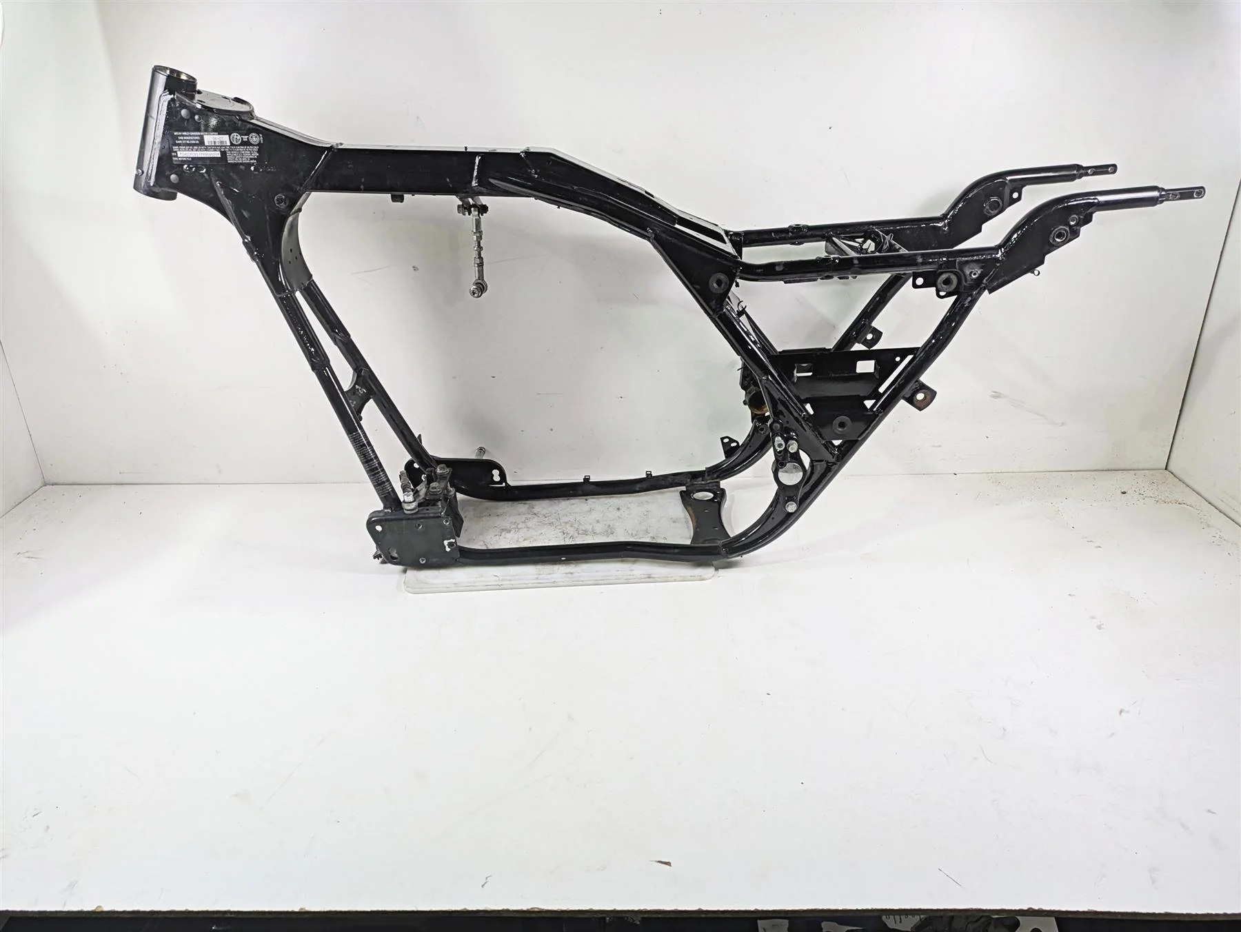 2007 Harley Touring FLHRSE CVO Road King Straight Main Frame Chassis 47900-07 - Image 8