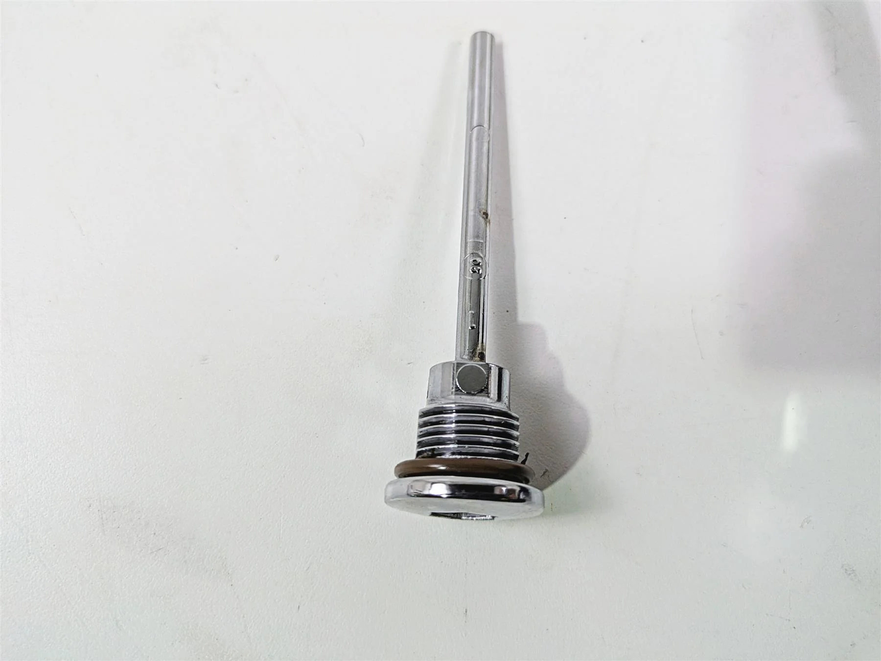 2007 Harley Touring FLHRSE CVO Road King Transmission Oil Dipstick Set 62693-07A - Image 7