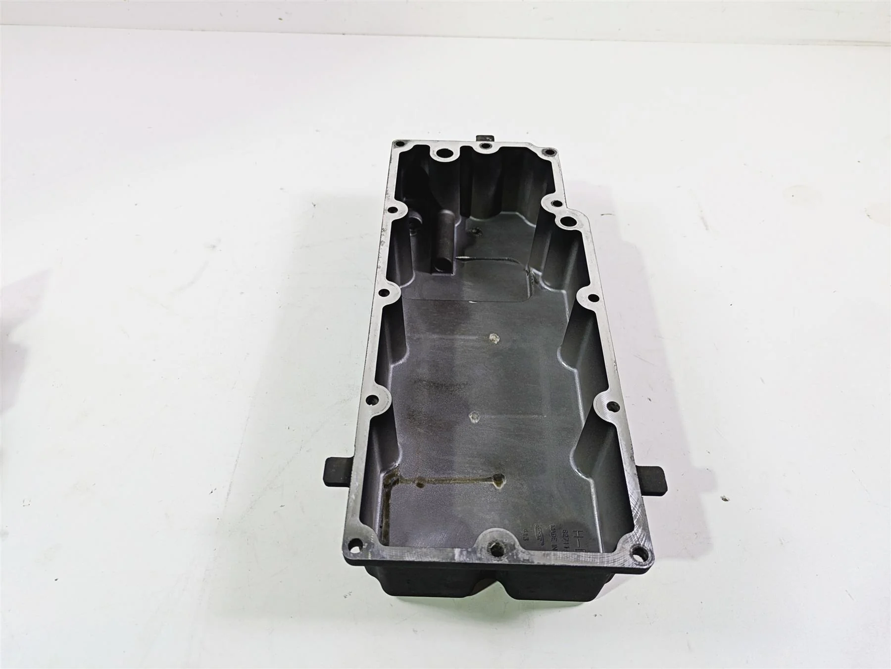 2007 Harley Touring FLHRSE CVO Road King Transmission Oil Pan 62489-99A 62711-99 - Image 10