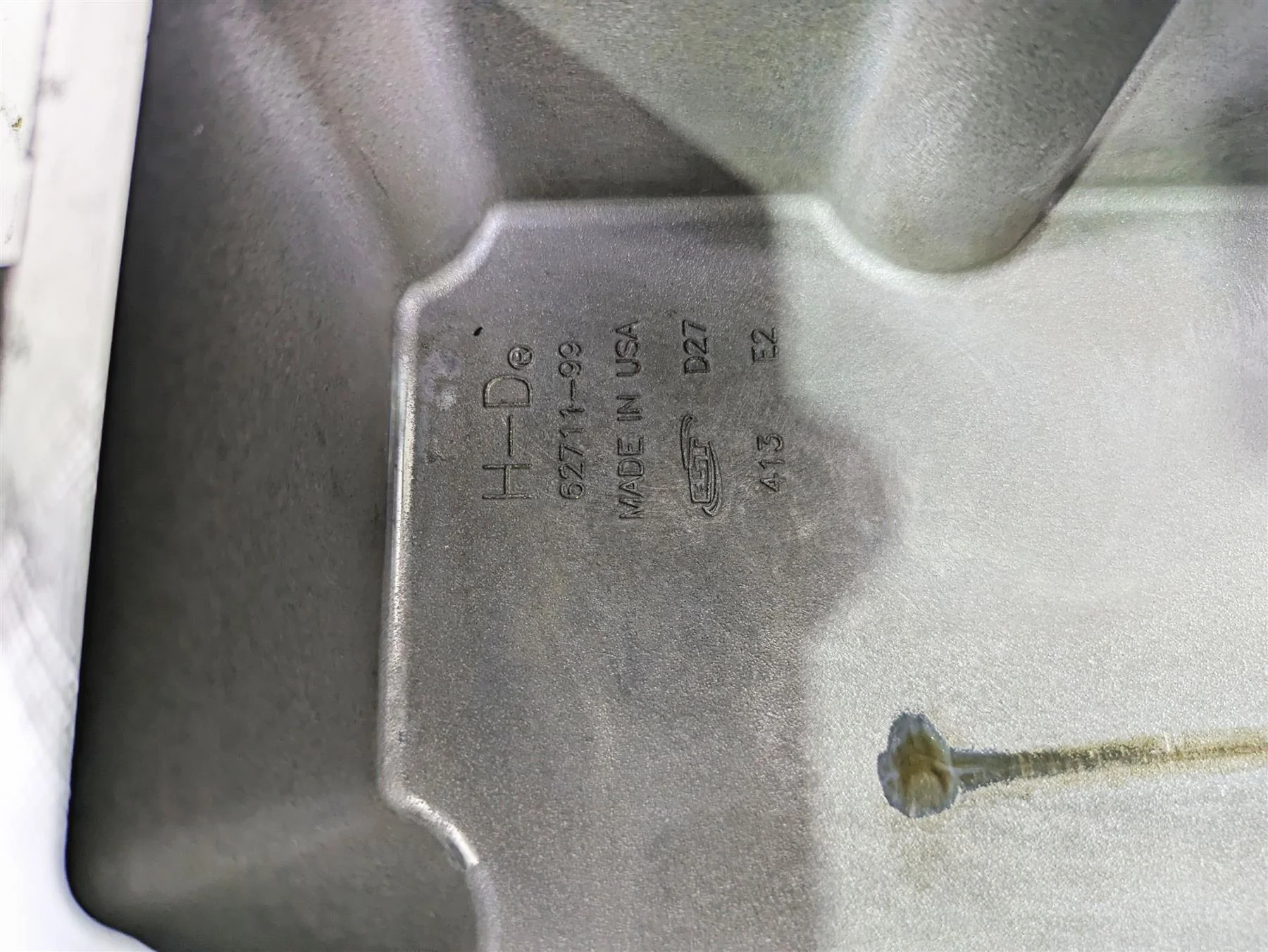 2007 Harley Touring FLHRSE CVO Road King Transmission Oil Pan 62489-99A 62711-99 - Image 3