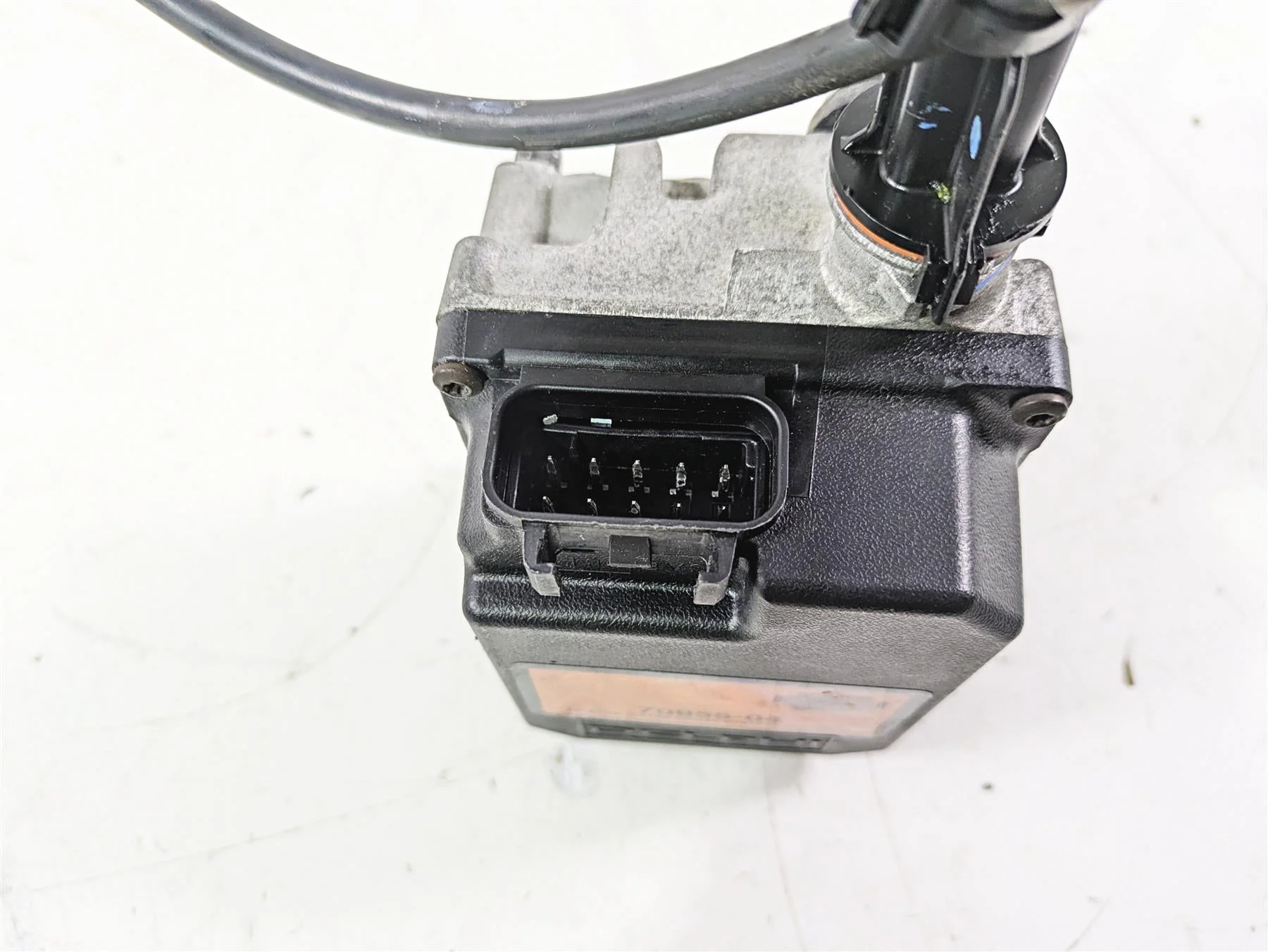 2007 Harley Touring FLHTCU SE CVO E-Glide Cruise Control Module  70955-04 - Image 11