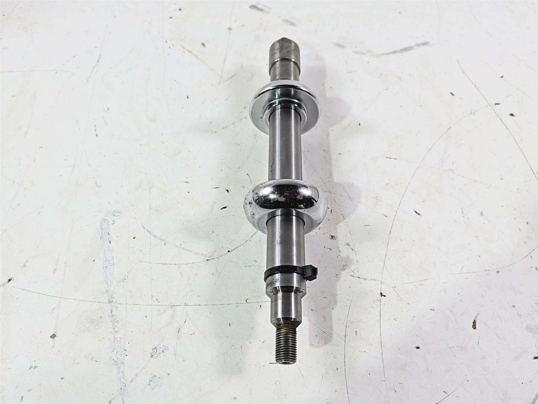 2007 Harley Touring FLHTCU SE CVO E-Glide Front Axle Wheel Spindle 1" 43364-00 - Image 2