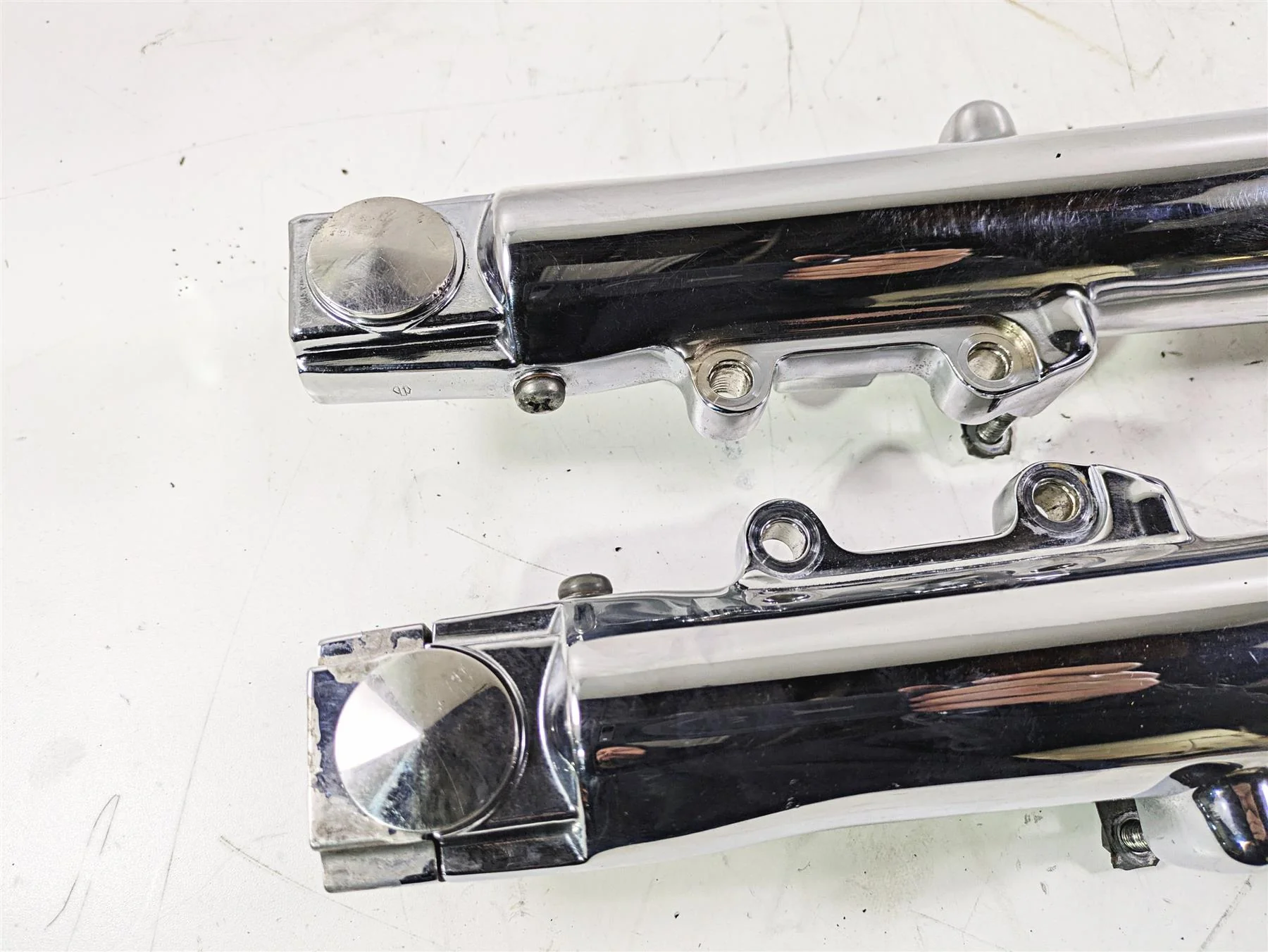 2007 Harley Touring FLHTCU SE CVO E-Glide Front Chrome Fork Leg Set 46621-06 - Image 10