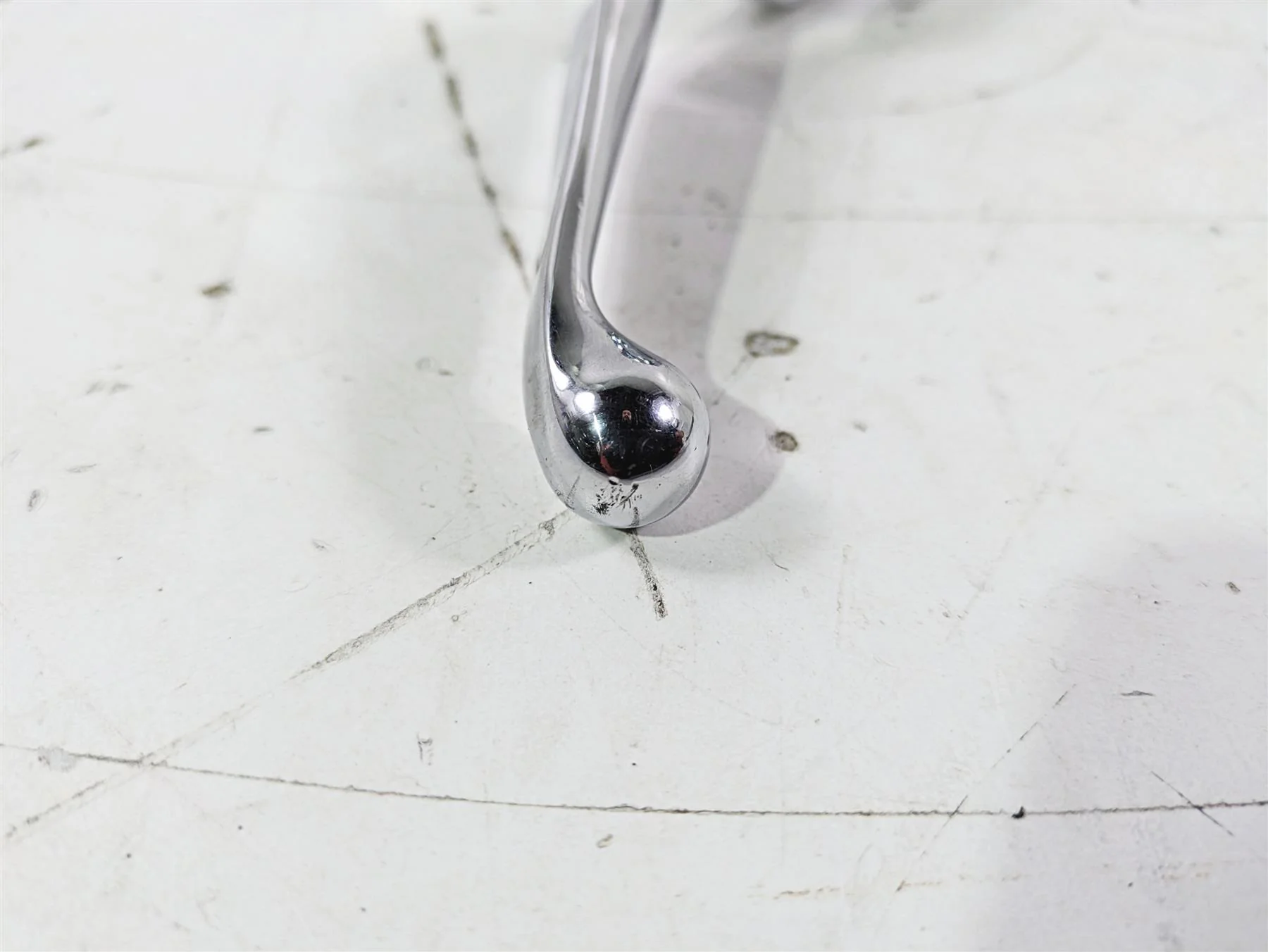 2007 Harley Touring FLHTCU SE CVO E-Glide Front Chrome Master Cylinder 41700740 - Image 6