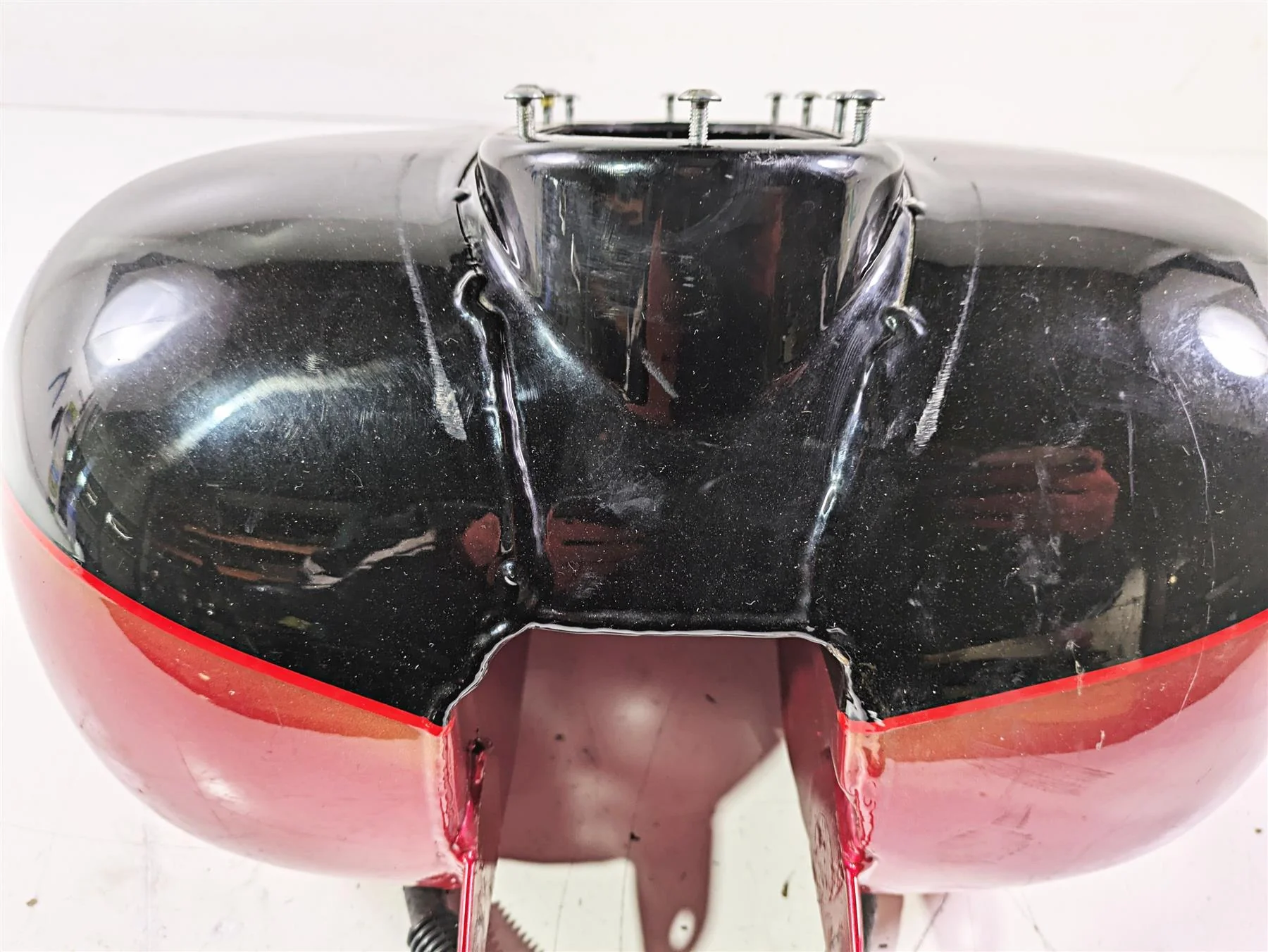2007 Harley Touring FLHTCU SE CVO E-Glide Fuel Gas Tank Cherry Black Ice 61356-03 - Image 9