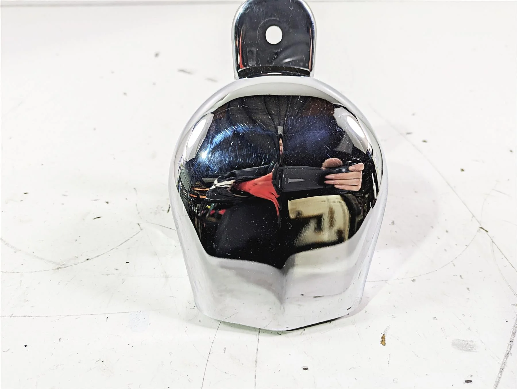 2007 Harley Touring FLHTCU SE CVO E-Glide Horn & Chrome Cover 61300478A - Image 6