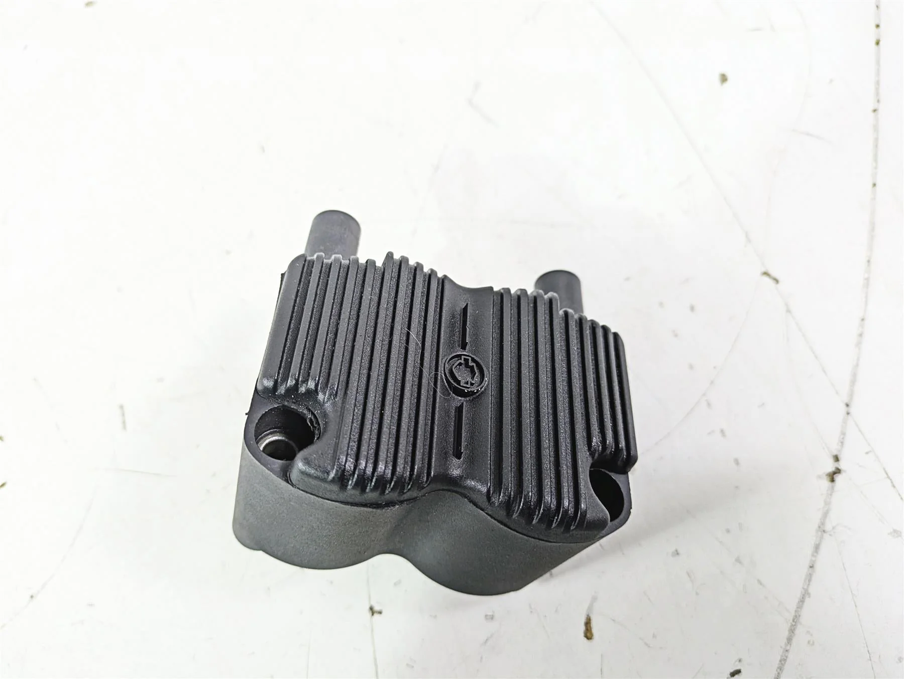 2007 Harley Touring FLHTCU SE CVO E-Glide Ignition Coil Delphi 31743-01 - Image 5