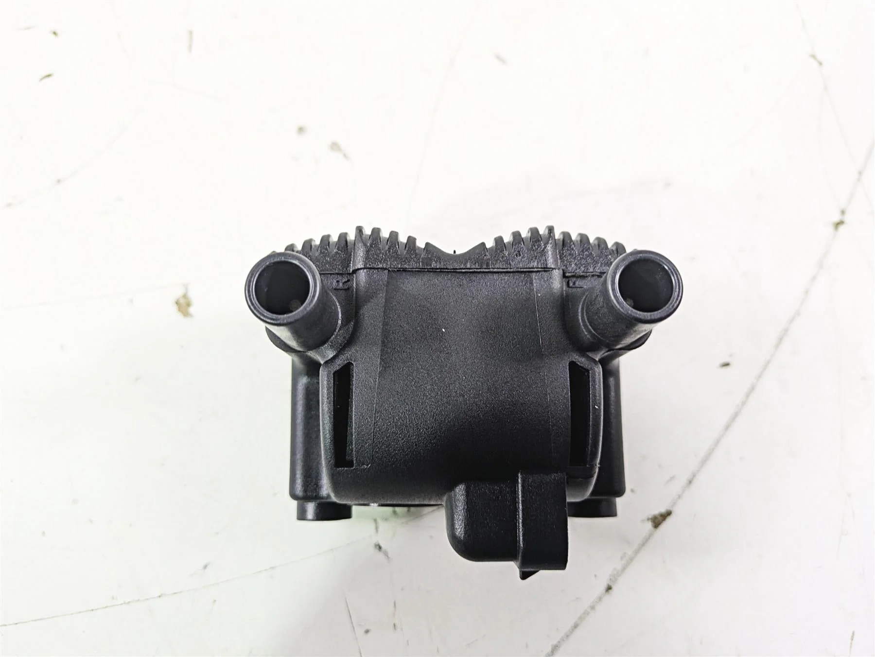 2007 Harley Touring FLHTCU SE CVO E-Glide Ignition Coil Delphi 31743-01 - Image 8