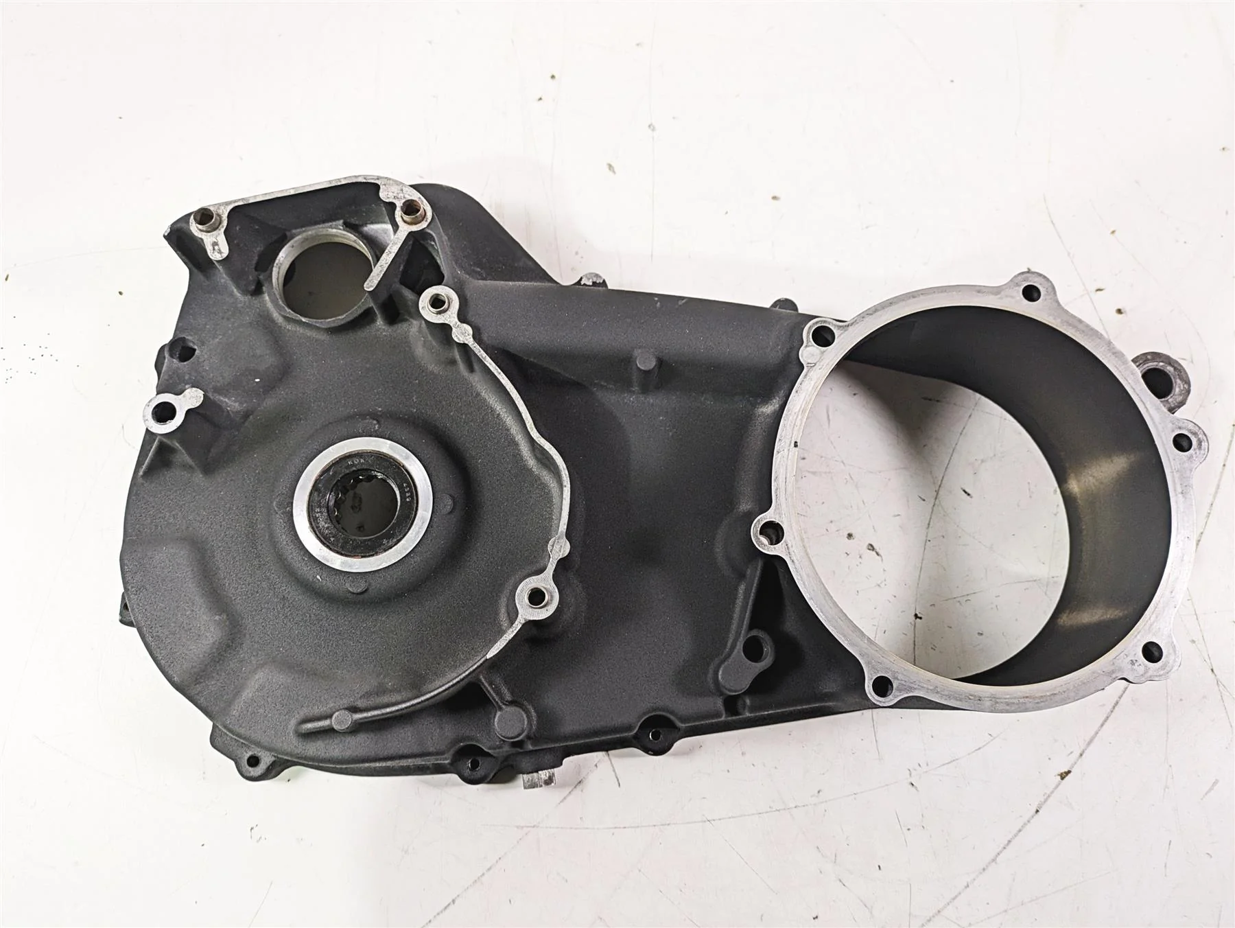 2007 Harley Touring FLHTCU SE CVO E-Glide Inner Primary Clutch Cover 60677-07 - Image 6