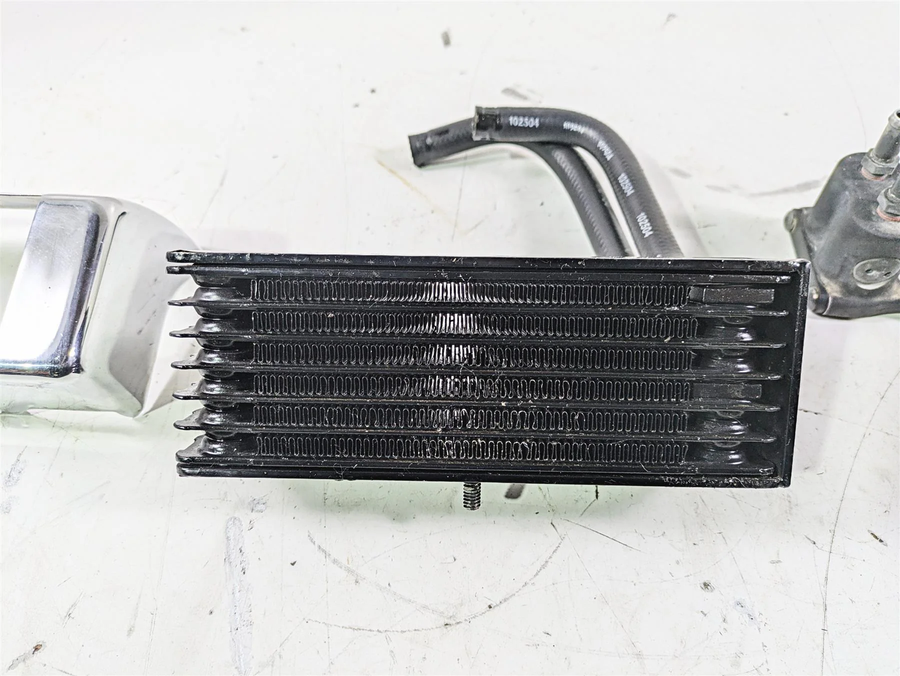 2007 Harley Touring FLHTCU SE CVO E-Glide Oil Cooler & Cover 63071-07 - Image 4