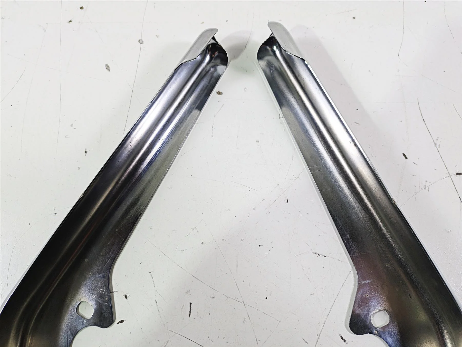 2007 Harley Touring FLHTCU SE CVO E-Glide Rear Frame Chrome Struts 47504-97 - Image 10