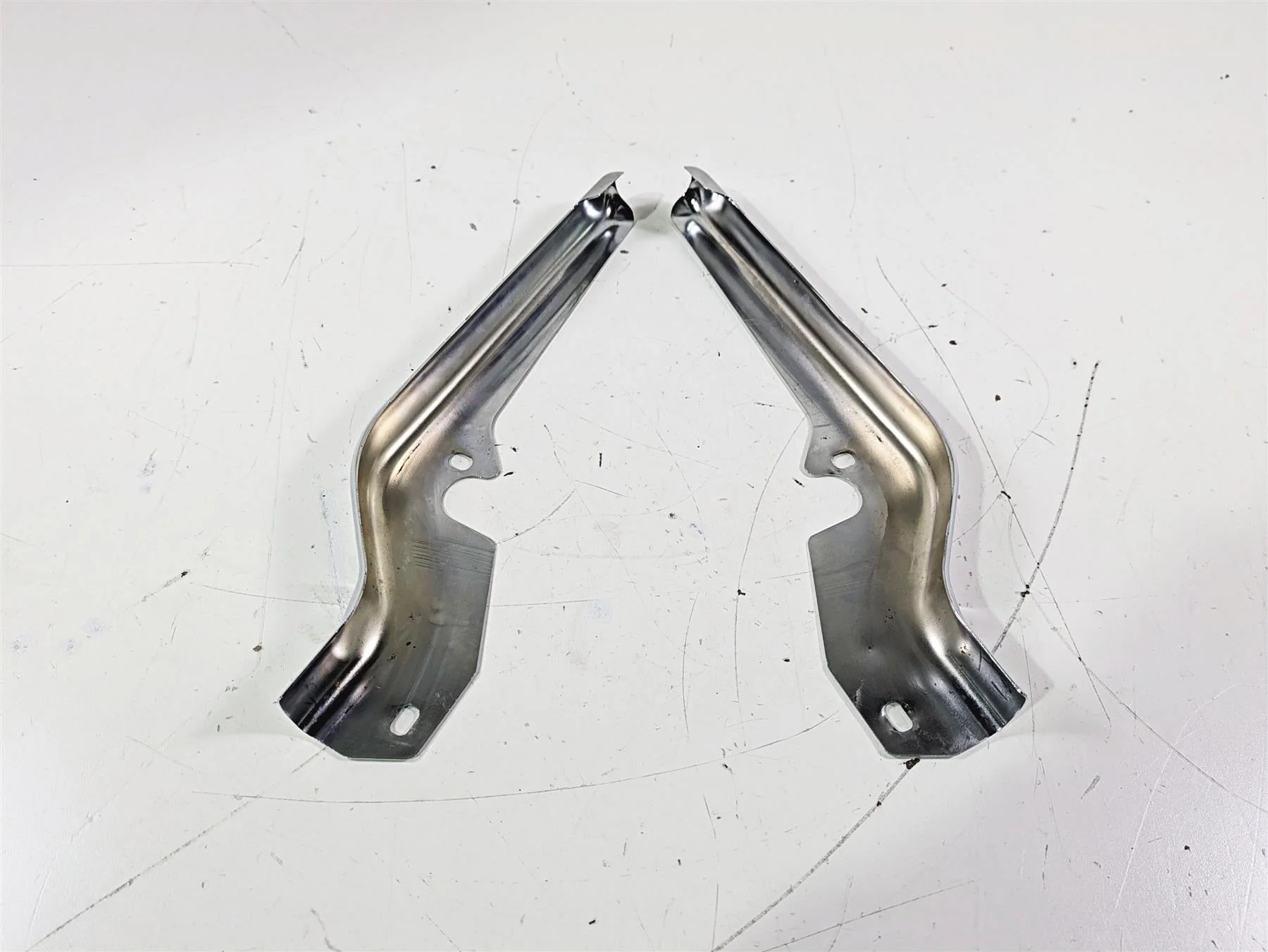 2007 Harley Touring FLHTCU SE CVO E-Glide Rear Frame Chrome Struts 47504-97 - Image 8