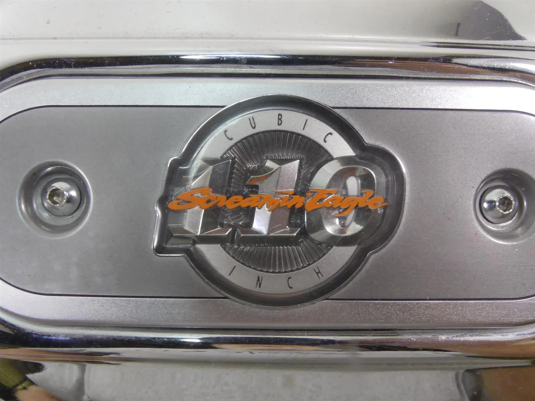 2007 Harley Touring FLHTCU SE CVO Electra Glide Air Cleaner Filter 110 29353-05 - Image 4